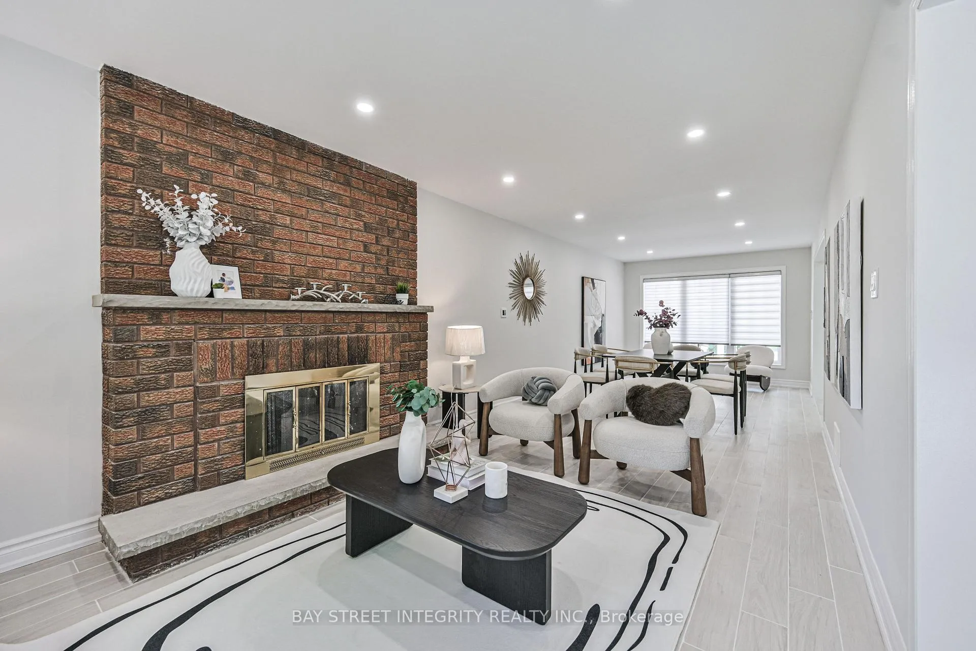 Photo 10 of 111 Michener Crescent, Markham, Raymerville — HOMEH