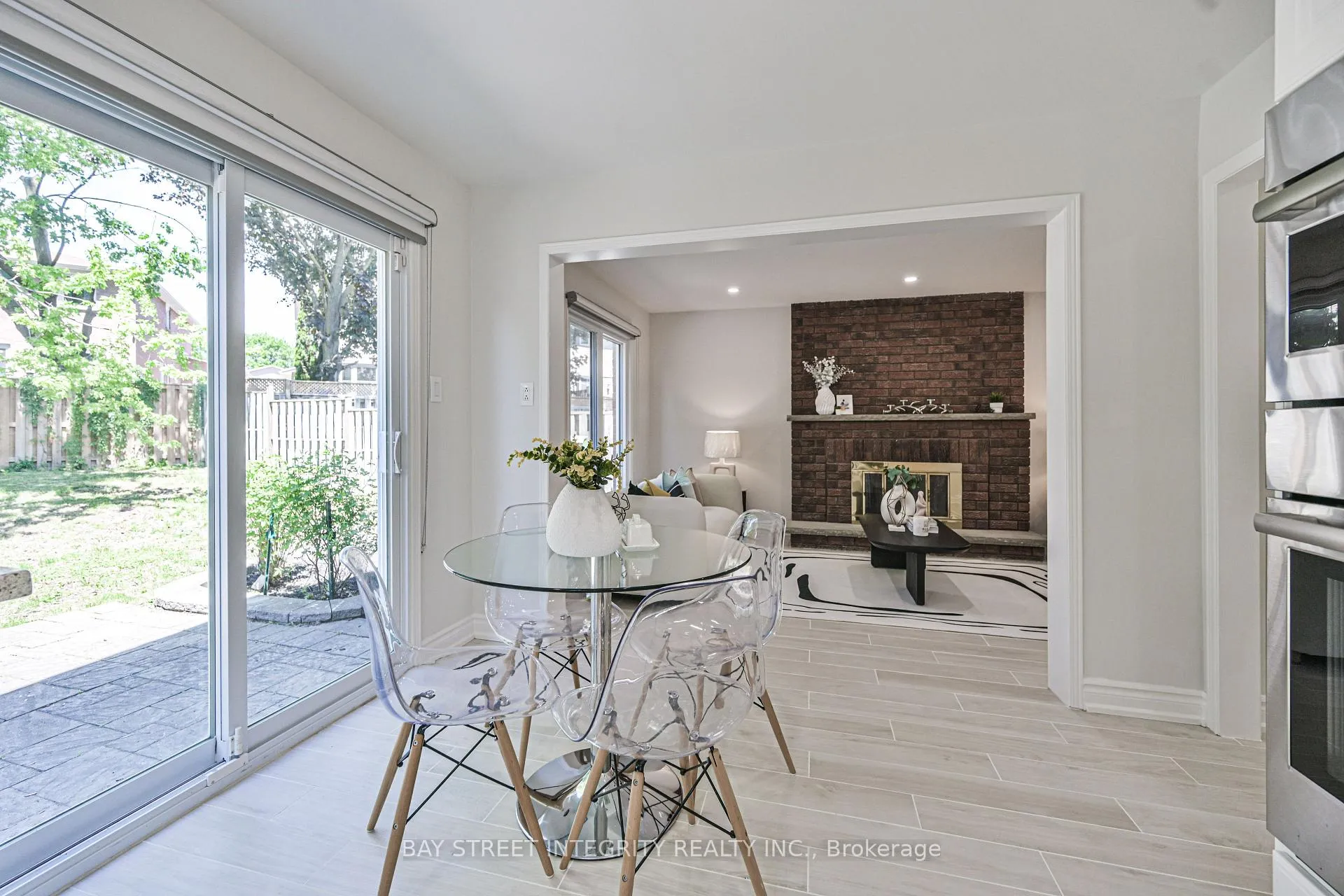 Photo 12 of 111 Michener Crescent, Markham, Raymerville — HOMEH