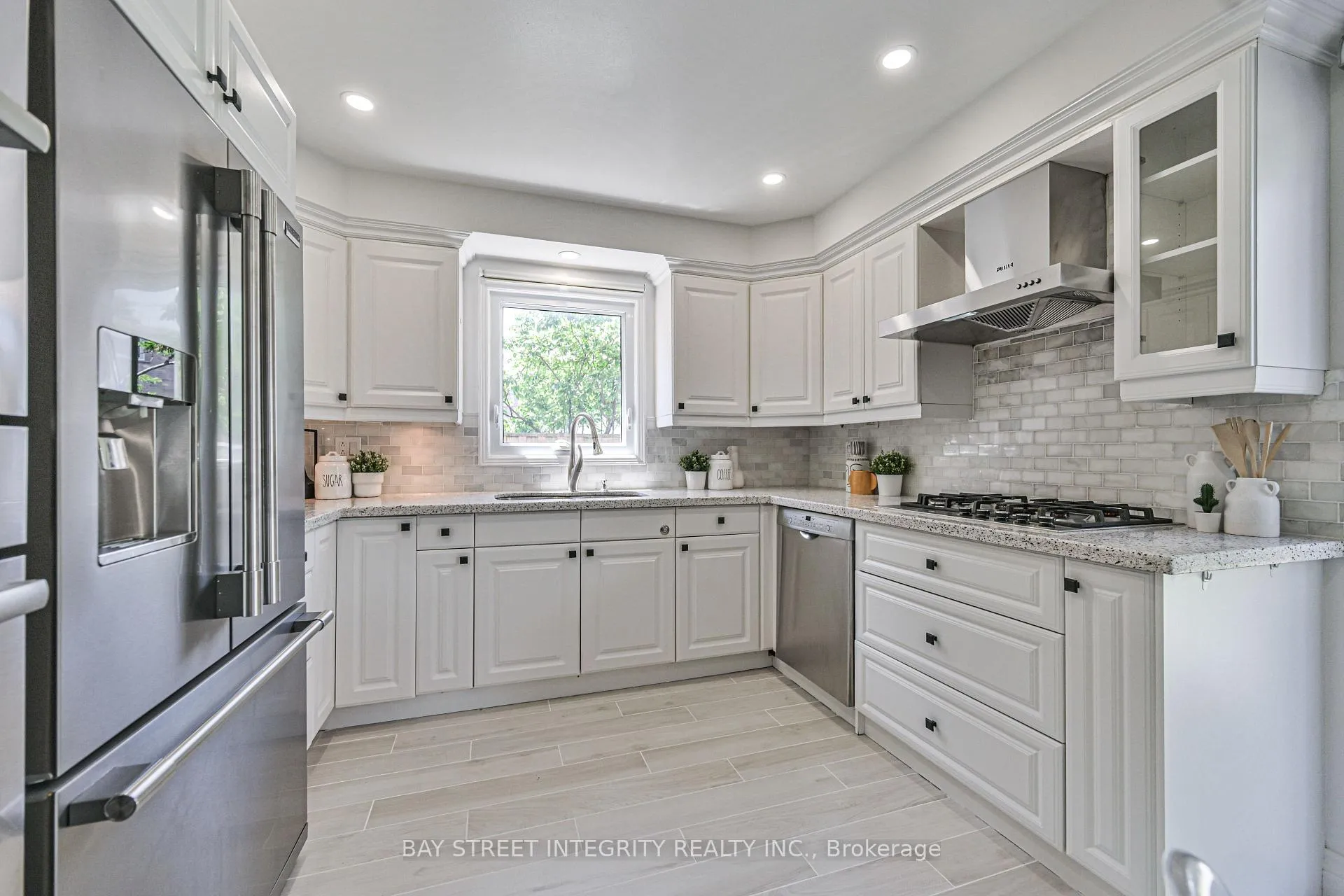 Photo 13 of 111 Michener Crescent, Markham, Raymerville — HOMEH