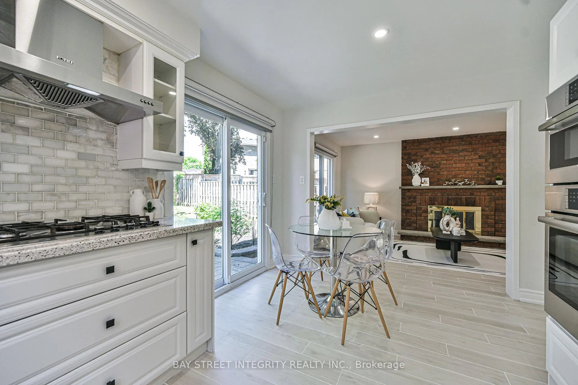 Photo 14 of 111 Michener Crescent, Markham, Raymerville — HOMEH