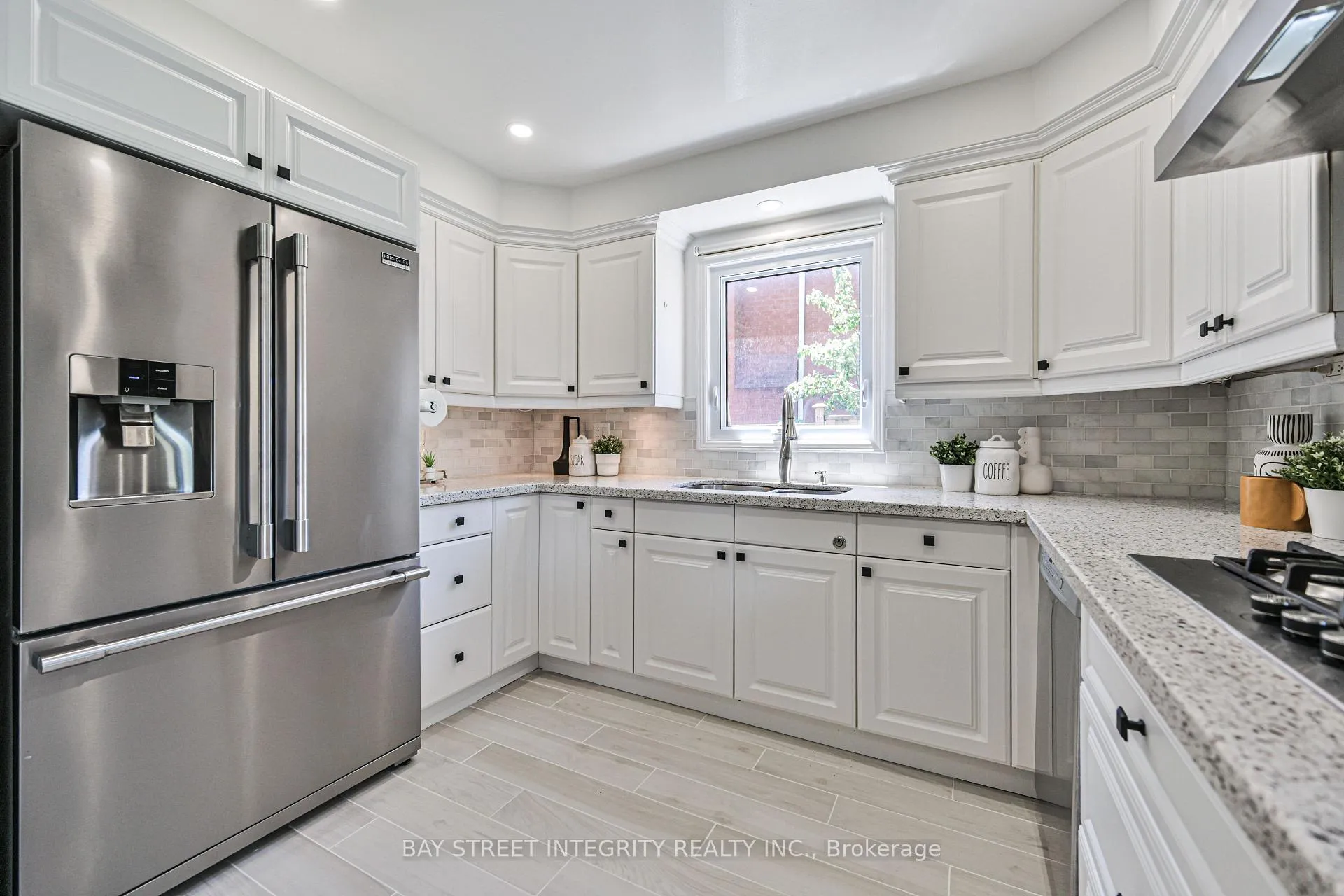 Photo 15 of 111 Michener Crescent, Markham, Raymerville — HOMEH