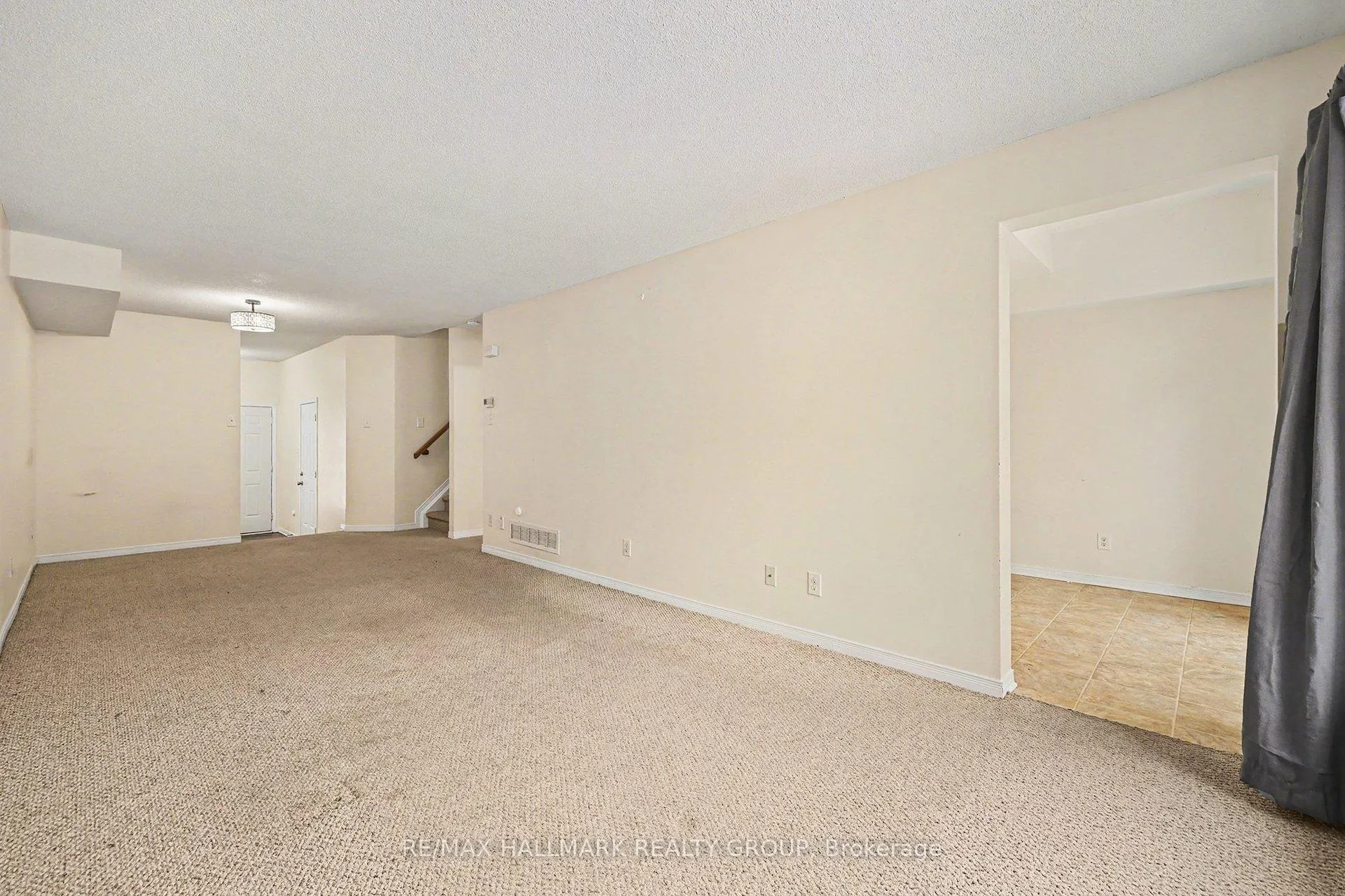 Photo 4 of 1073 Marconi Avenue, Ottawa, Kanata - Morgan's Grant/South March — HOMEH