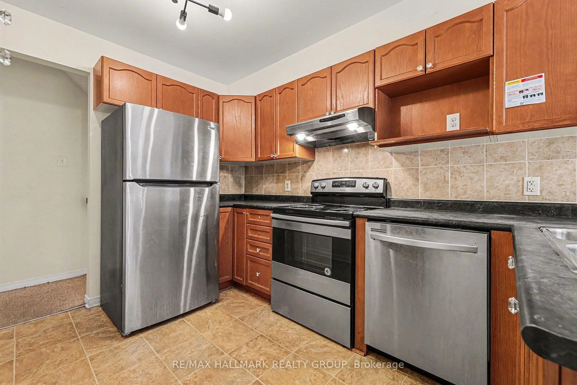 Photo 6 of 1073 Marconi Avenue, Ottawa, Kanata - Morgan's Grant/South March — HOMEH