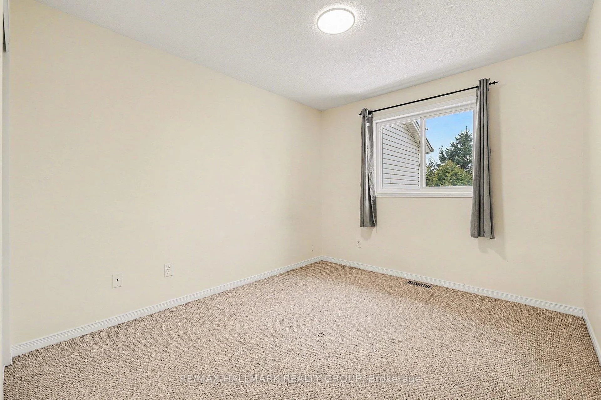 Photo 9 of 1073 Marconi Avenue, Ottawa, Kanata - Morgan's Grant/South March — HOMEH