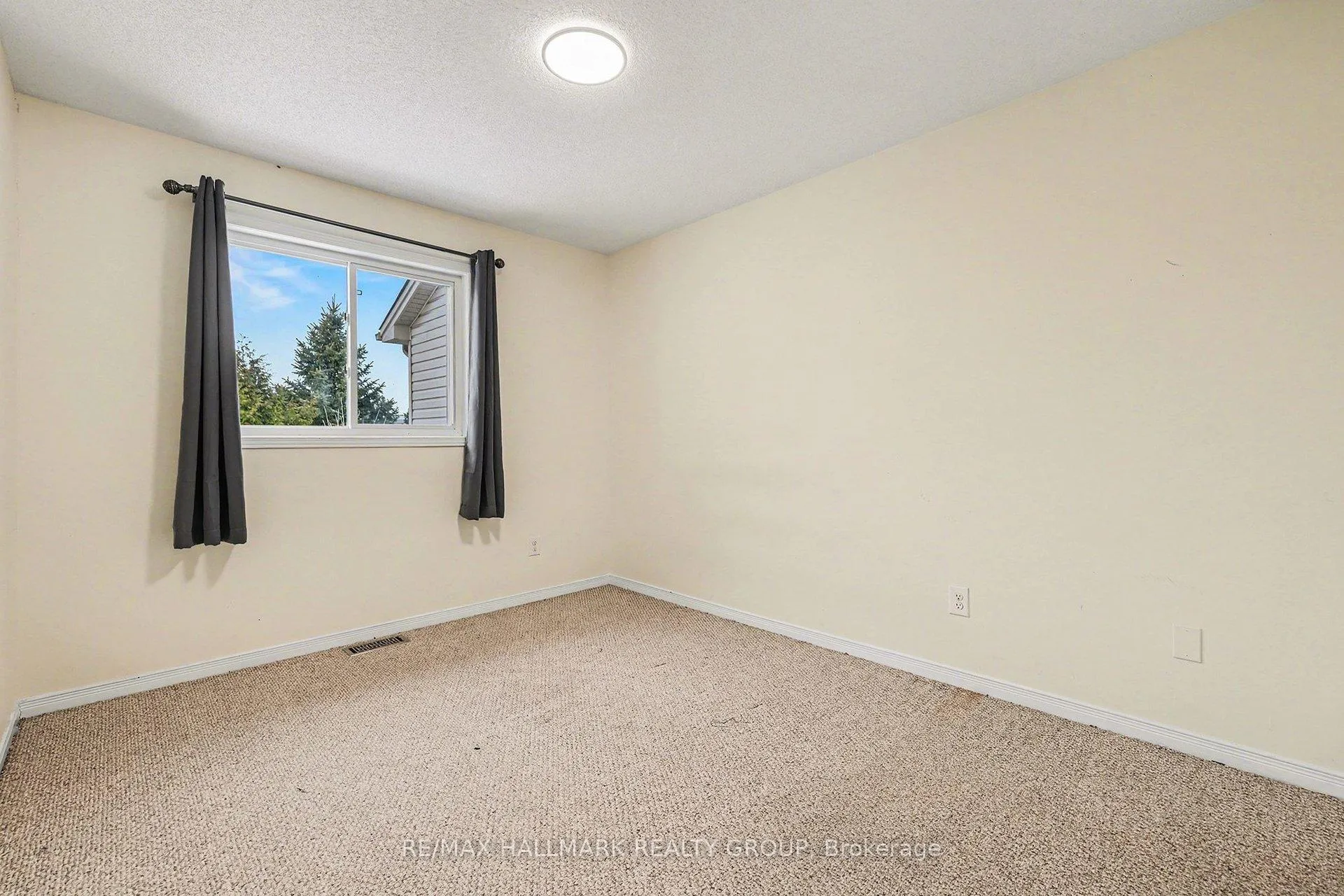 Photo 10 of 1073 Marconi Avenue, Ottawa, Kanata - Morgan's Grant/South March — HOMEH