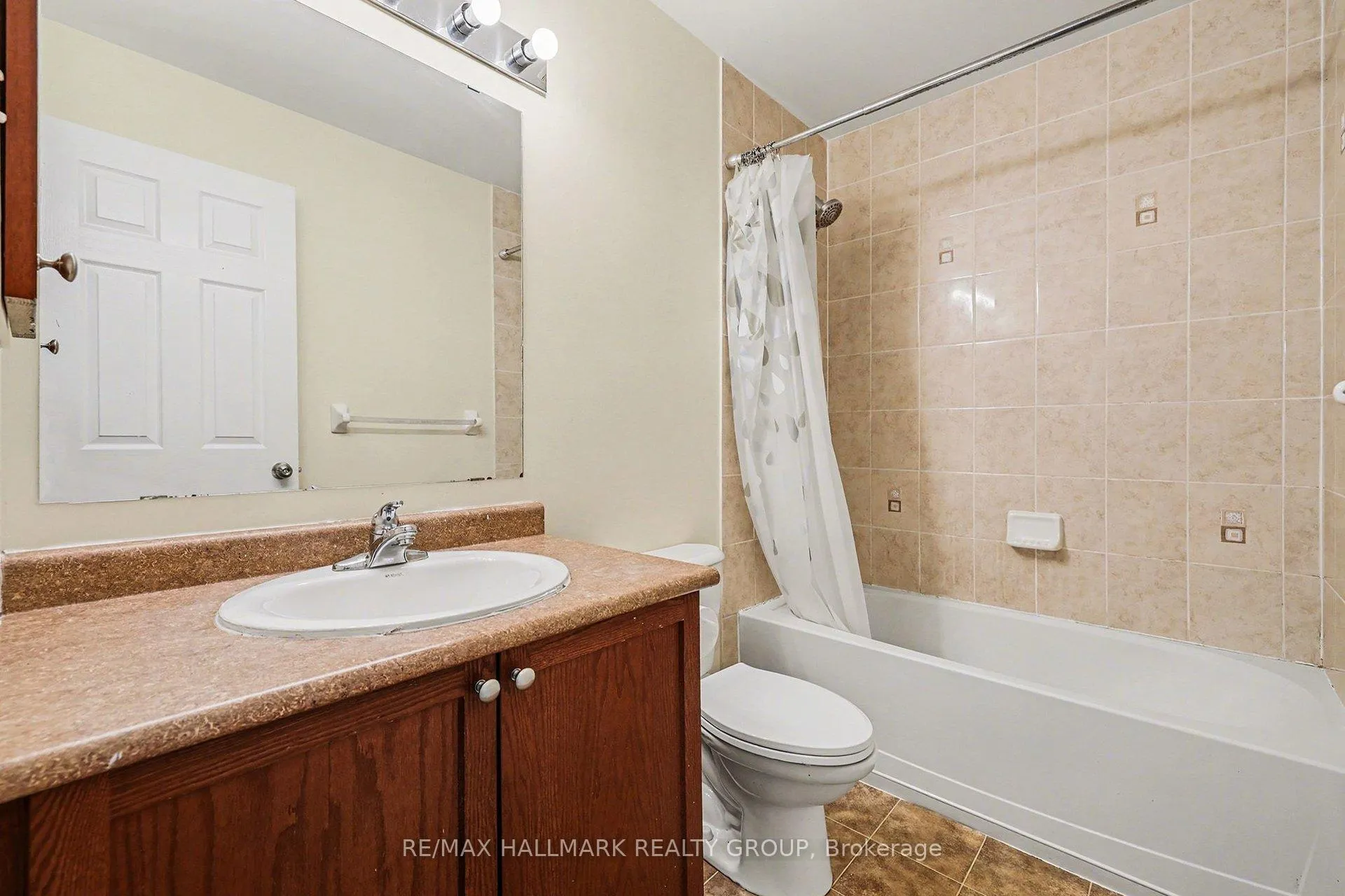 Photo 11 of 1073 Marconi Avenue, Ottawa, Kanata - Morgan's Grant/South March — HOMEH