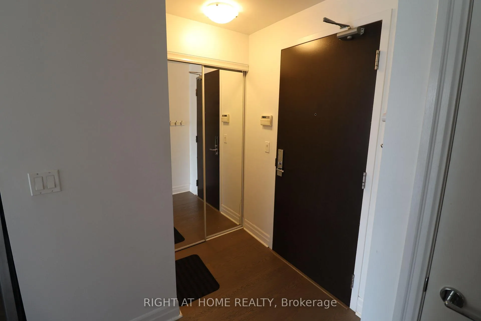 Photo 16 of Unit 402, 8130 Birchmount Road, Markham, Unionville — HOMEH