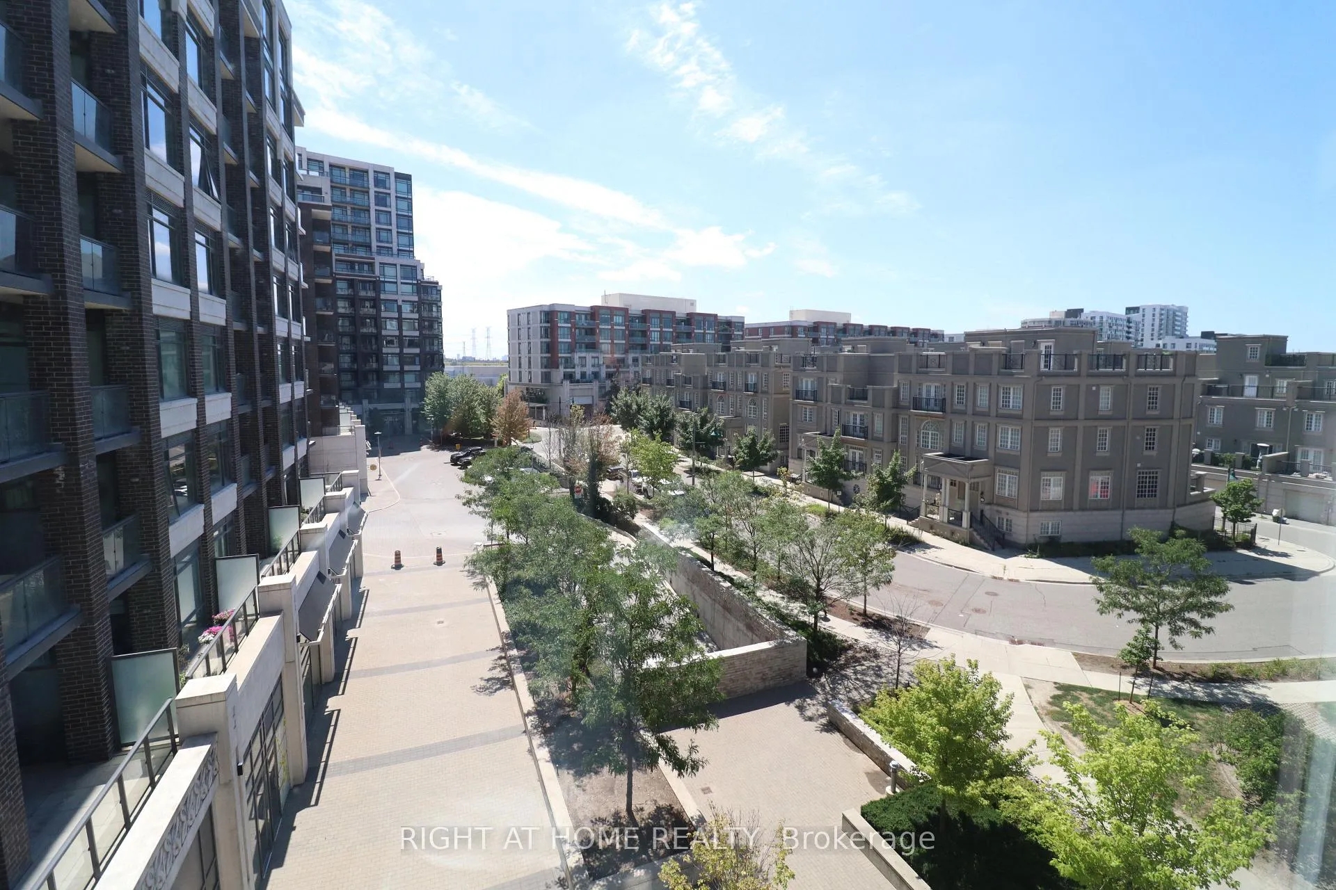 Photo 19 of Unit 402, 8130 Birchmount Road, Markham, Unionville — HOMEH
