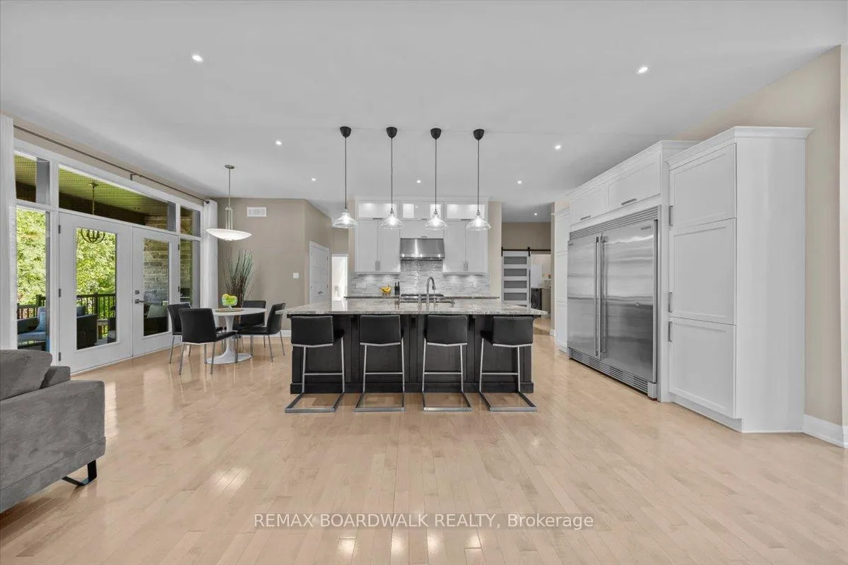 Photo 13 of 7412 Blue Water Crescent, Ottawa, Greely — HOMEH