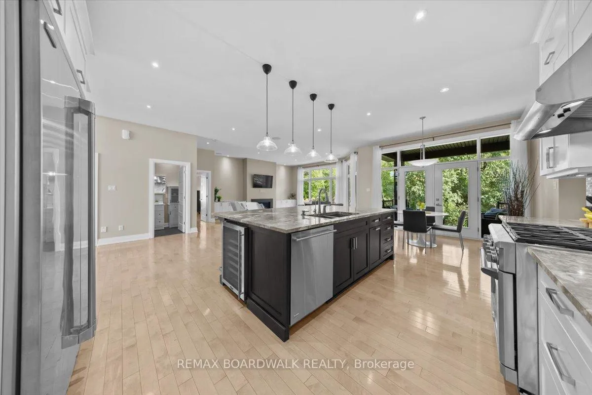 Photo 18 of 7412 Blue Water Crescent, Ottawa, Greely — HOMEH