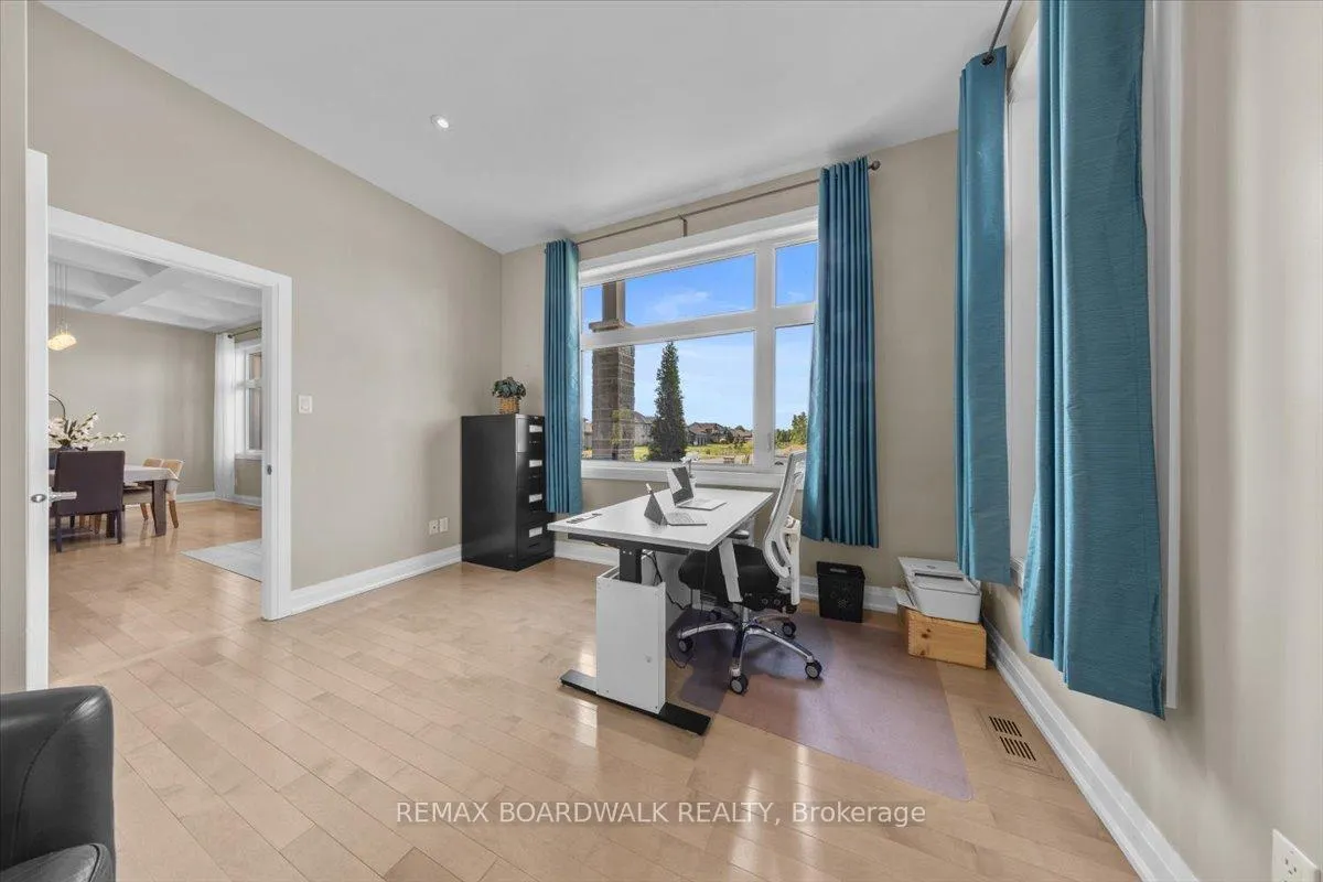 Photo 23 of 7412 Blue Water Crescent, Ottawa, Greely — HOMEH