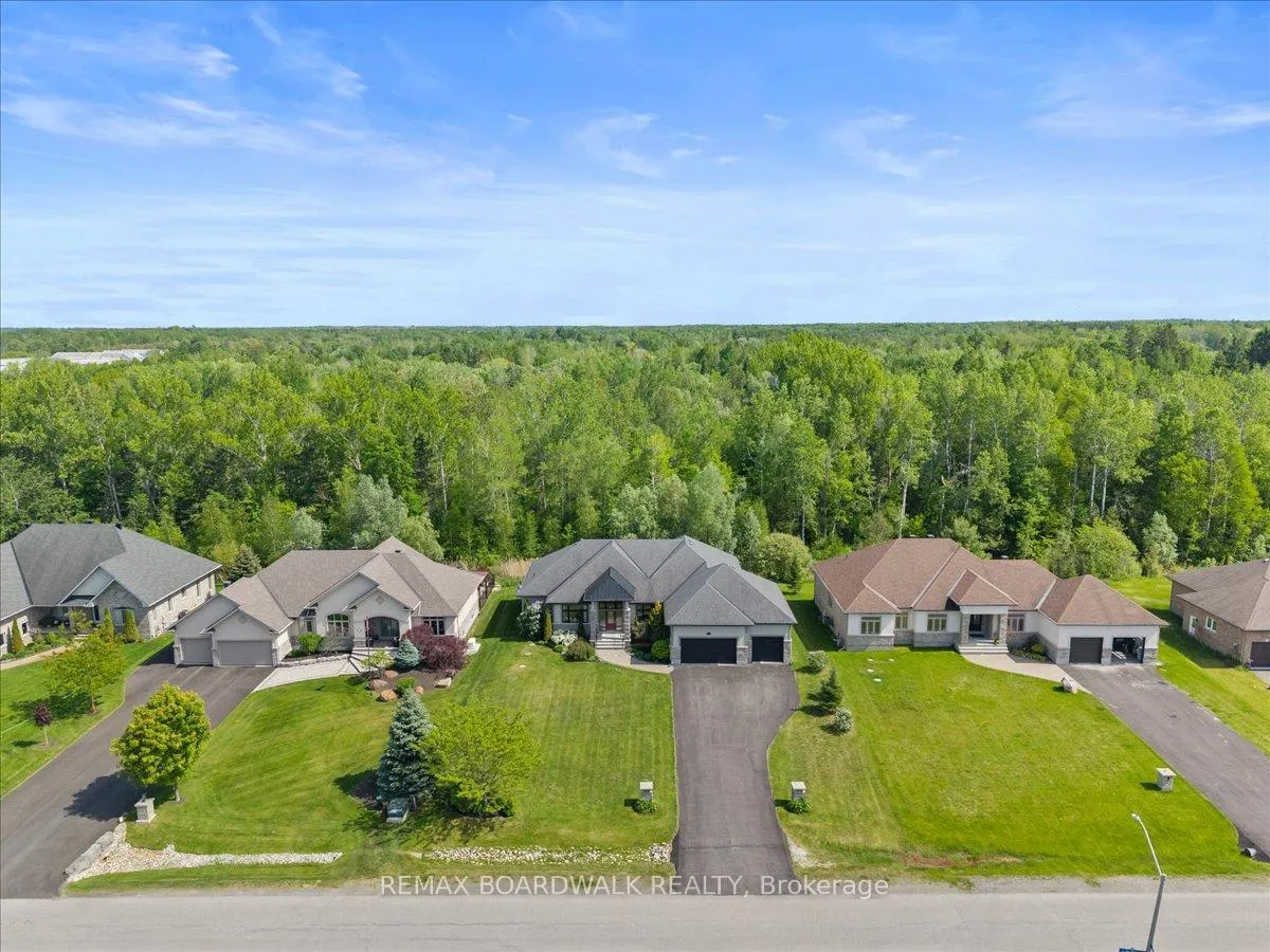 Photo 47 of 7412 Blue Water Crescent, Ottawa, Greely — HOMEH