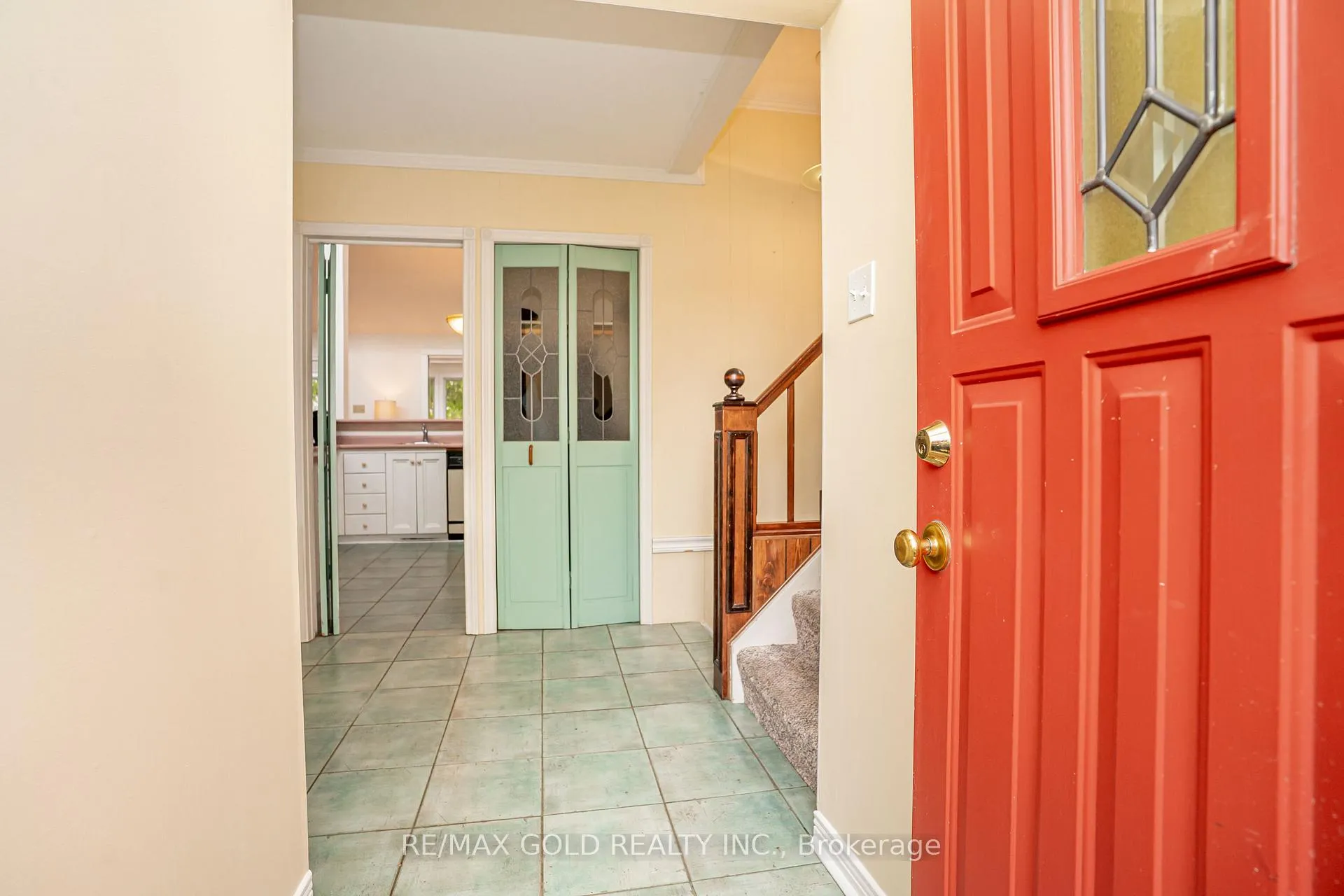 Photo 10 of 16 Donalda Place, Brampton, Southgate — HOMEH