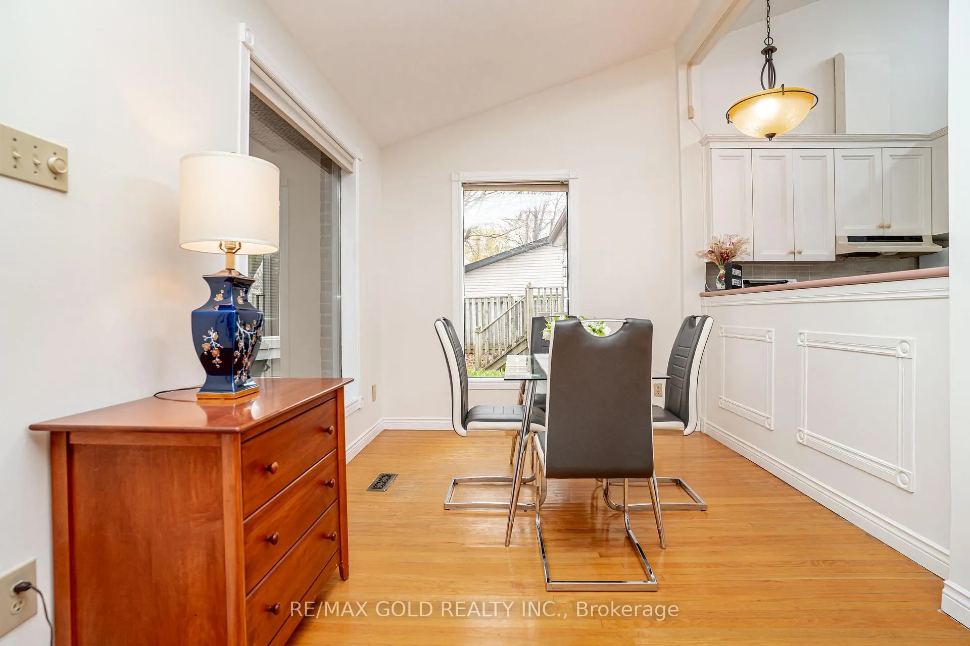 Photo 16 of 16 Donalda Place, Brampton, Southgate — HOMEH