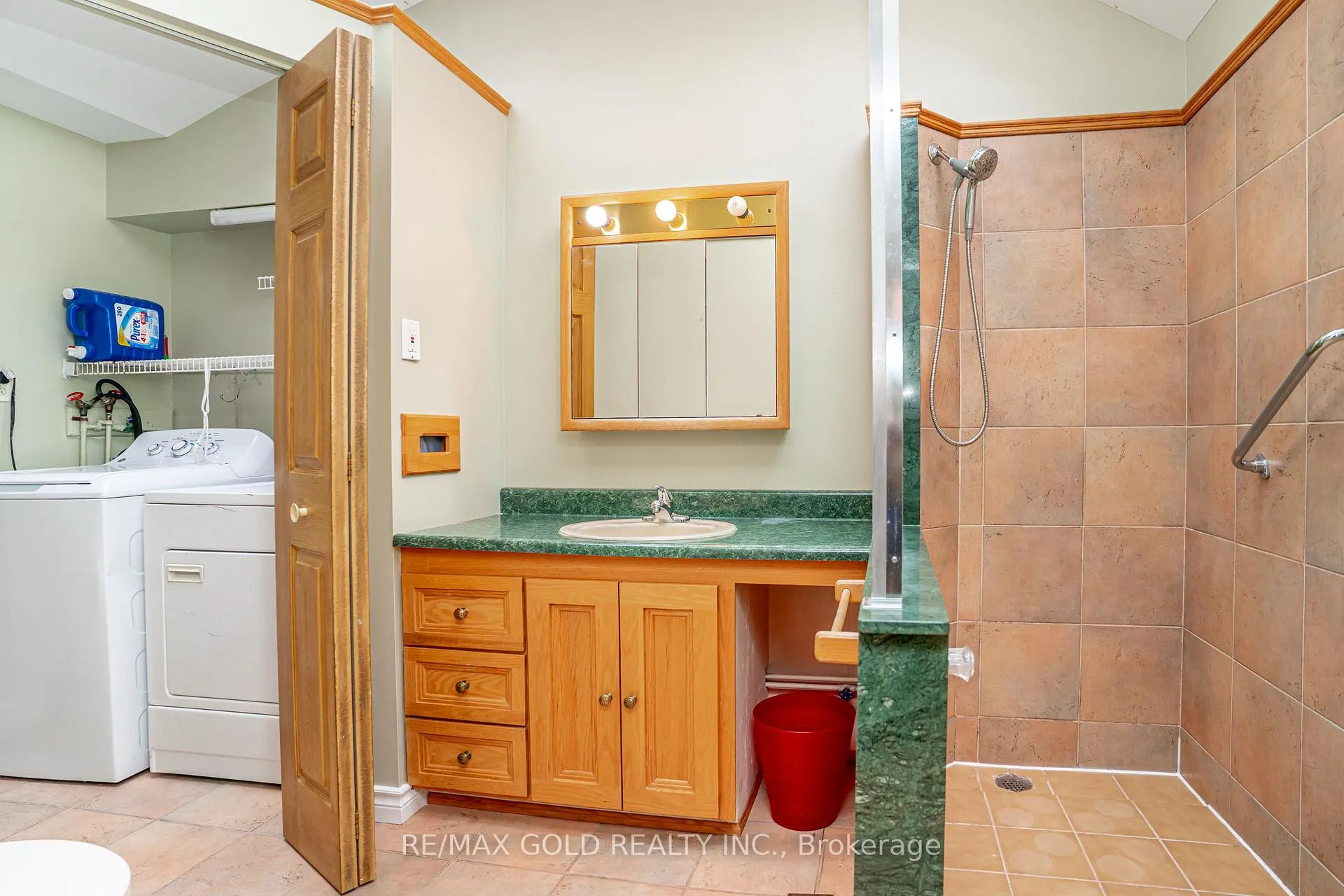 Photo 27 of 16 Donalda Place, Brampton, Southgate — HOMEH
