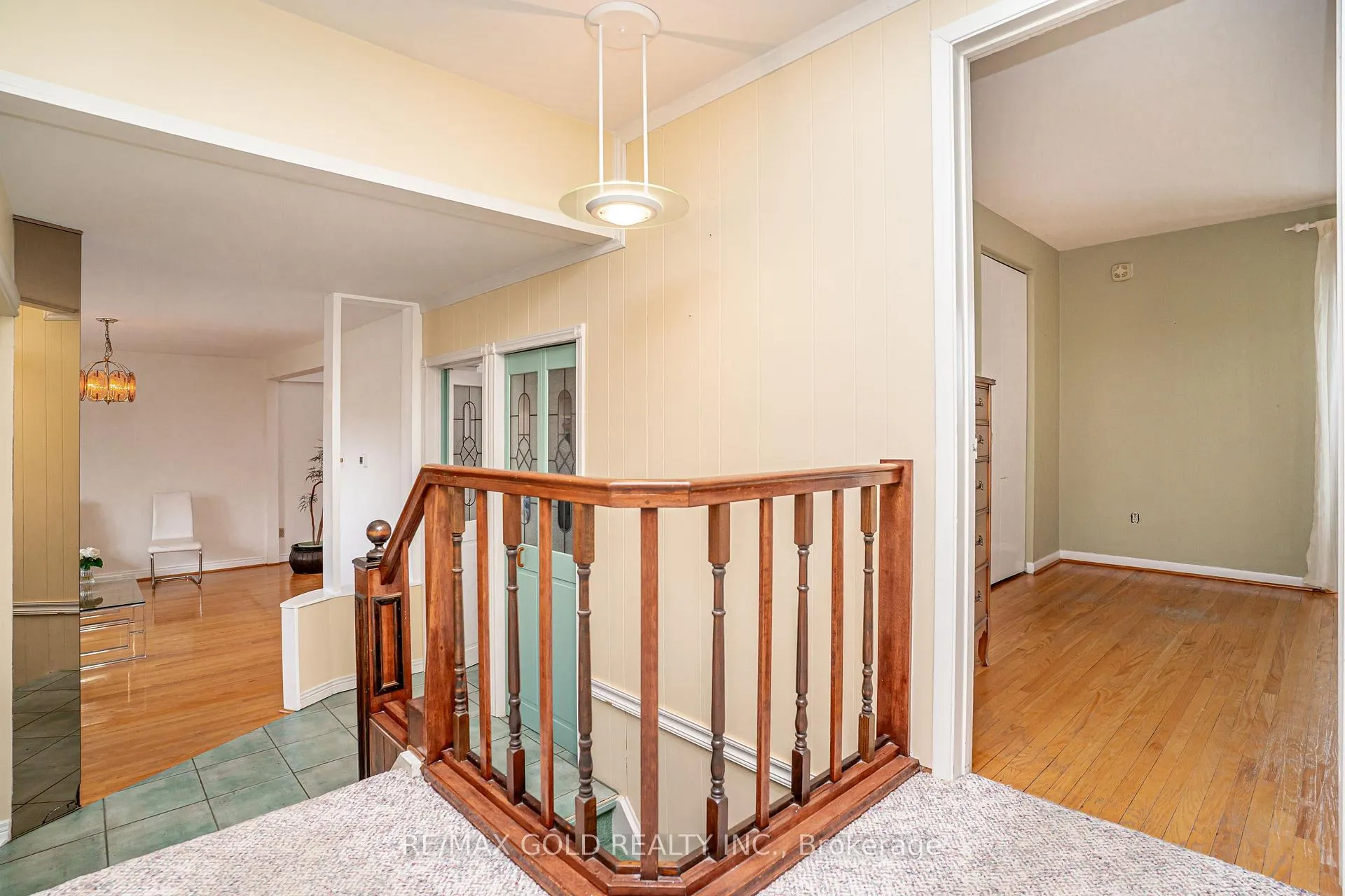 Photo 30 of 16 Donalda Place, Brampton, Southgate — HOMEH