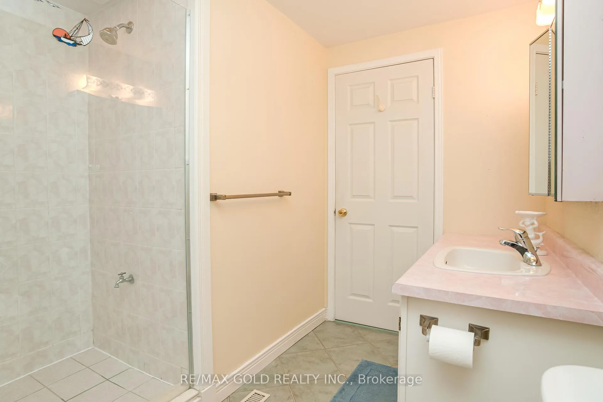 Photo 39 of 16 Donalda Place, Brampton, Southgate — HOMEH