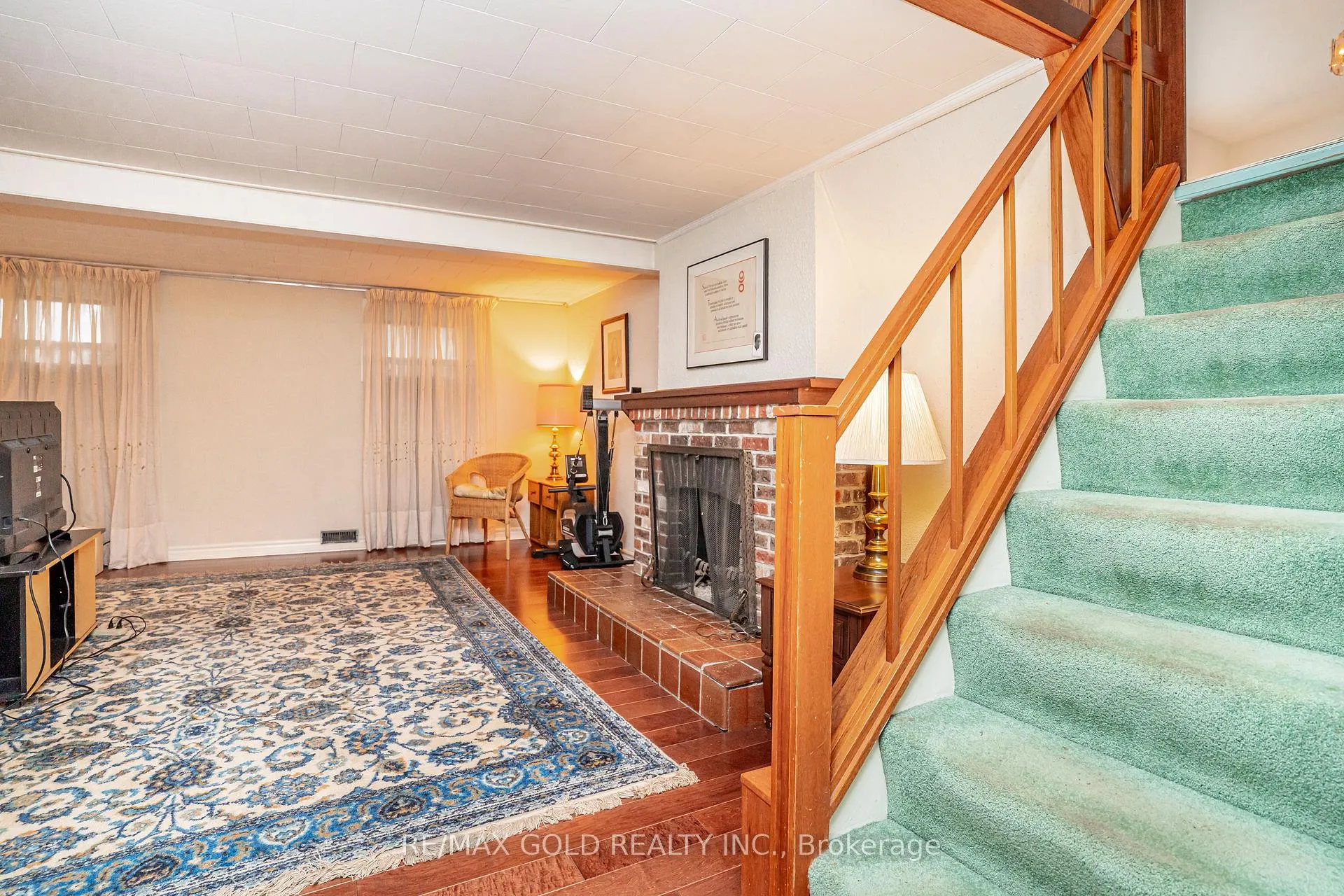 Photo 40 of 16 Donalda Place, Brampton, Southgate — HOMEH