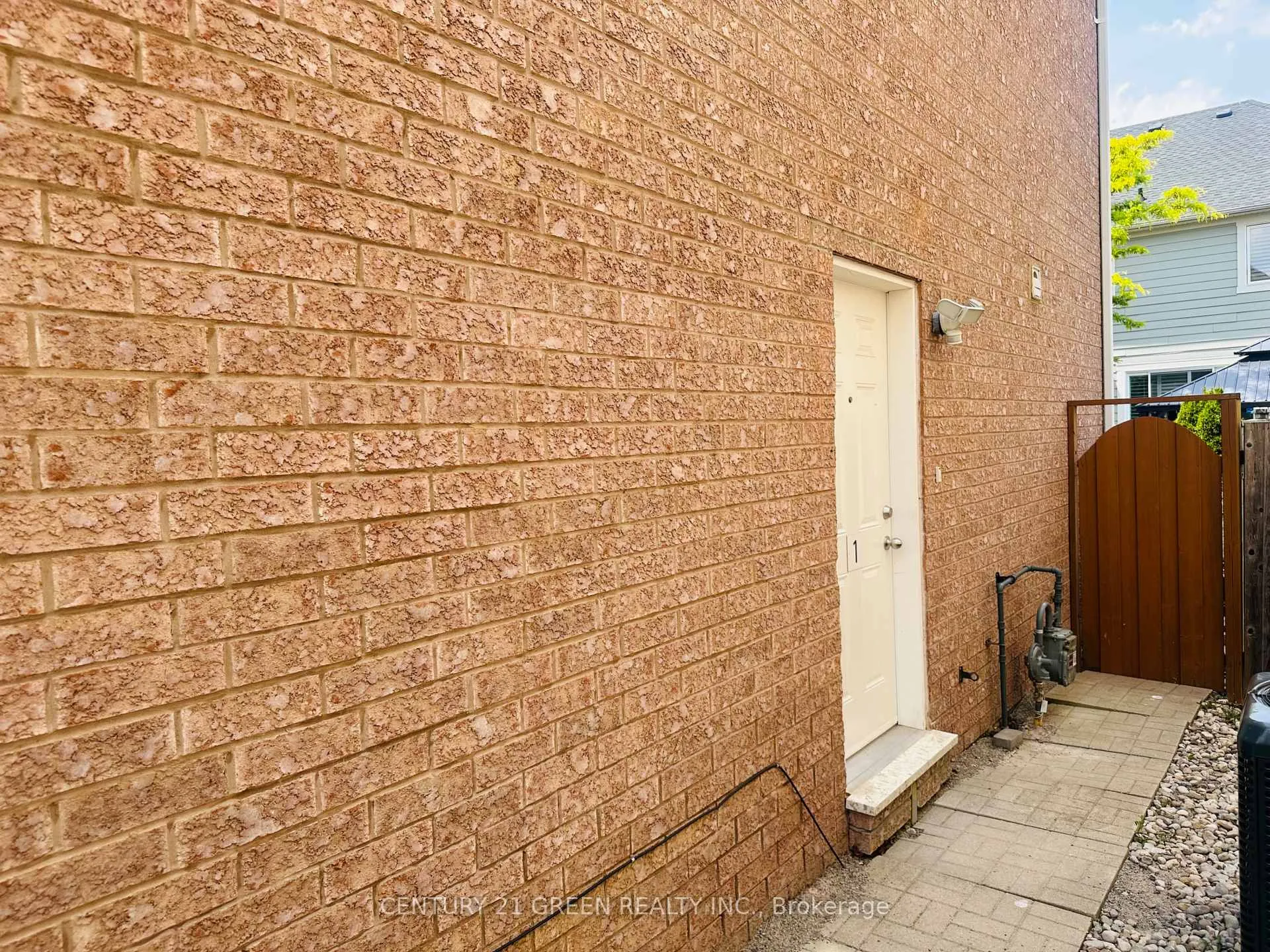 Photo 5 of Unit 795-1, 795 Biggar Heights, Milton, Coates — HOMEH