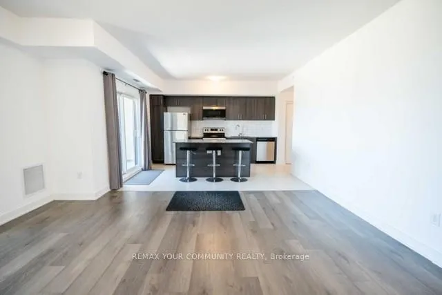 Photo 6 of Unit 513, 5 Chef Lane, Barrie, Rural Barrie Southeast — HOMEH