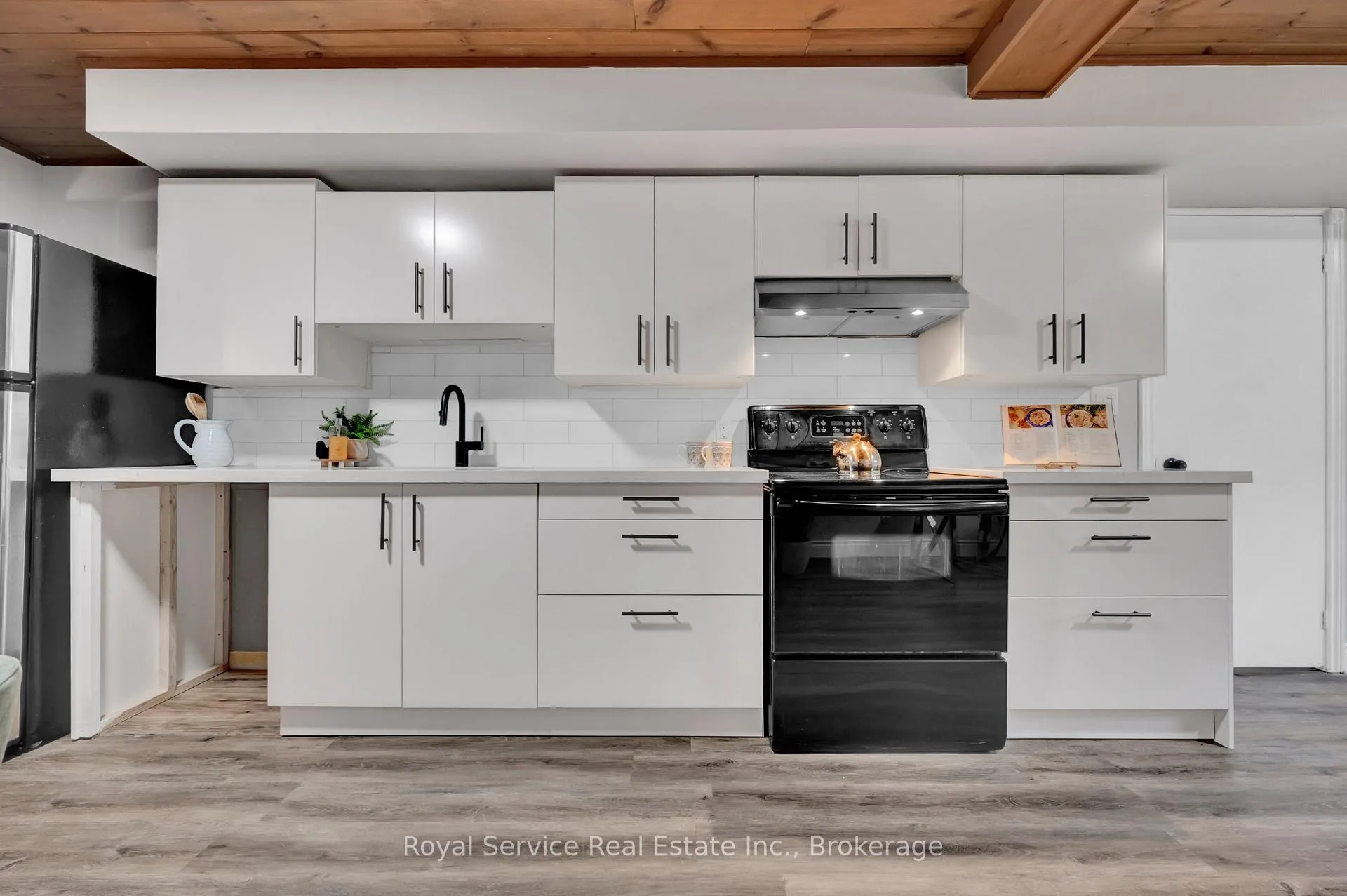 Photo 25 of 58 John Scott Court, Clarington, Bowmanville — HOMEH