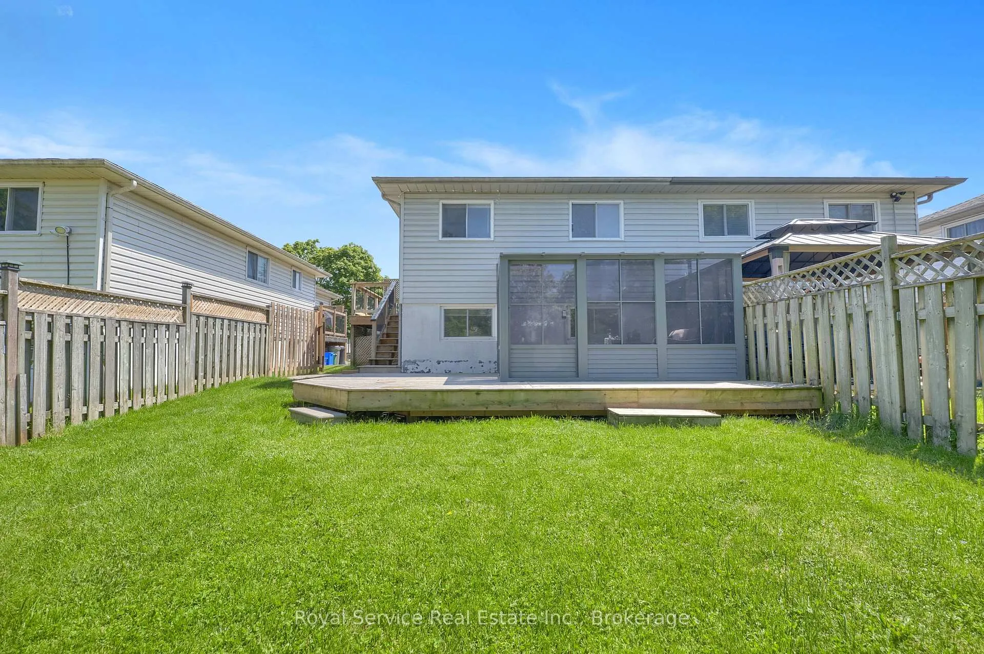 Photo 36 of 58 John Scott Court, Clarington, Bowmanville — HOMEH