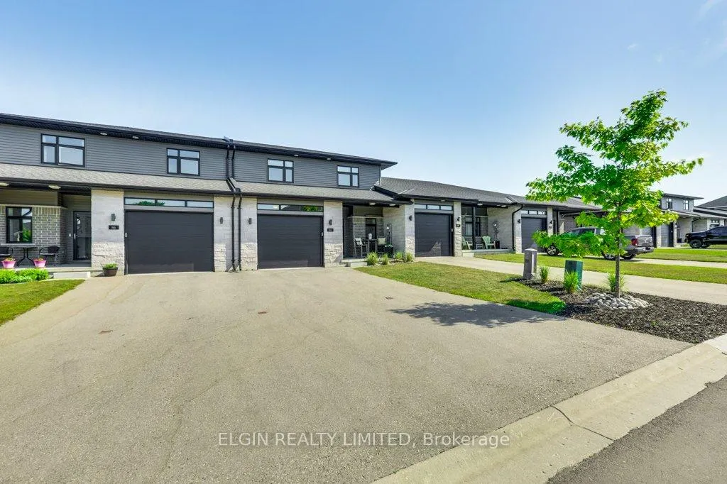 Photo 2 of 88 Rowe Avenue, South Huron, Exeter — HOMEH