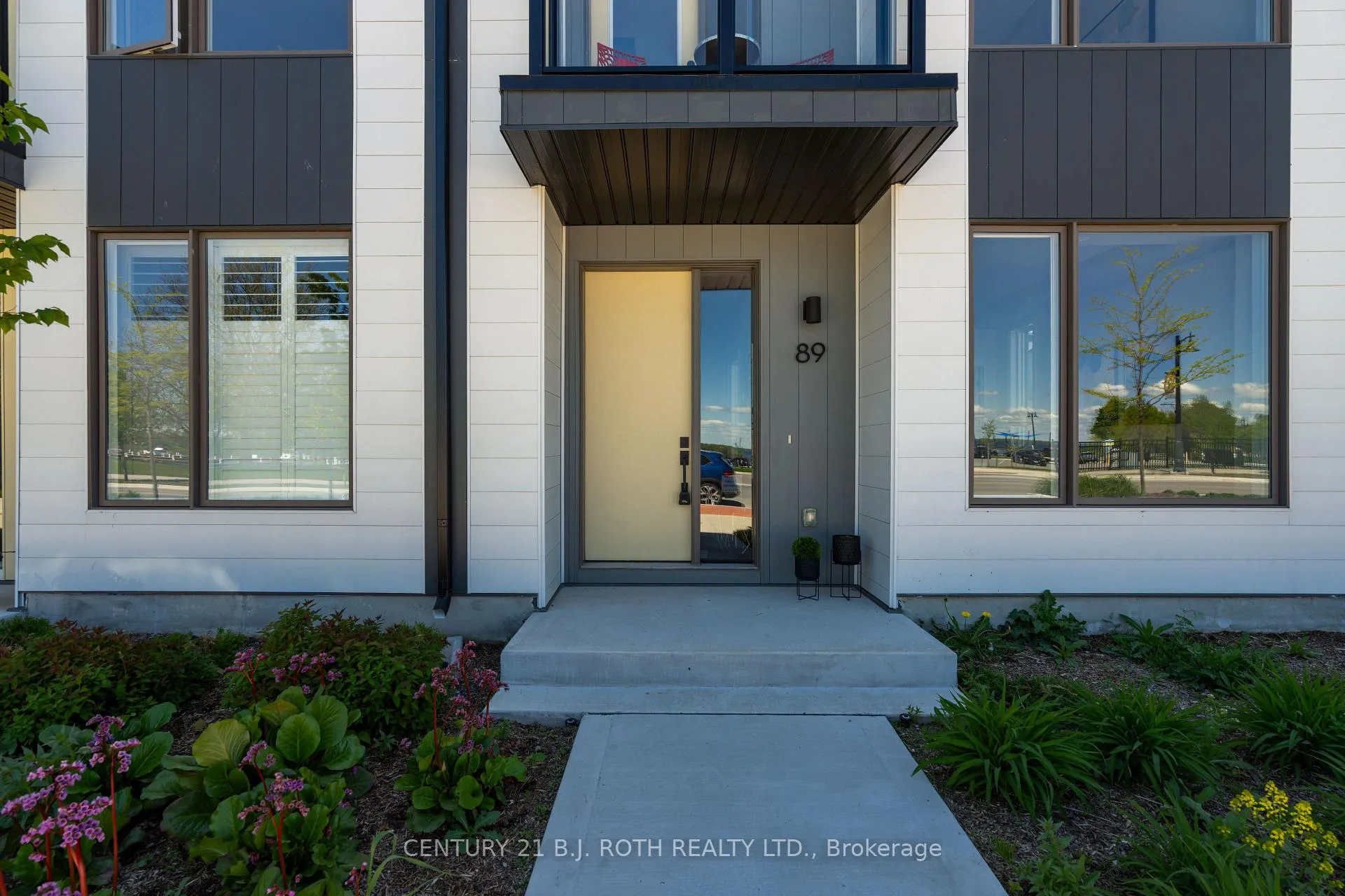 Photo 6 of 89 Lightfoot Drive, Orillia — HOMEH