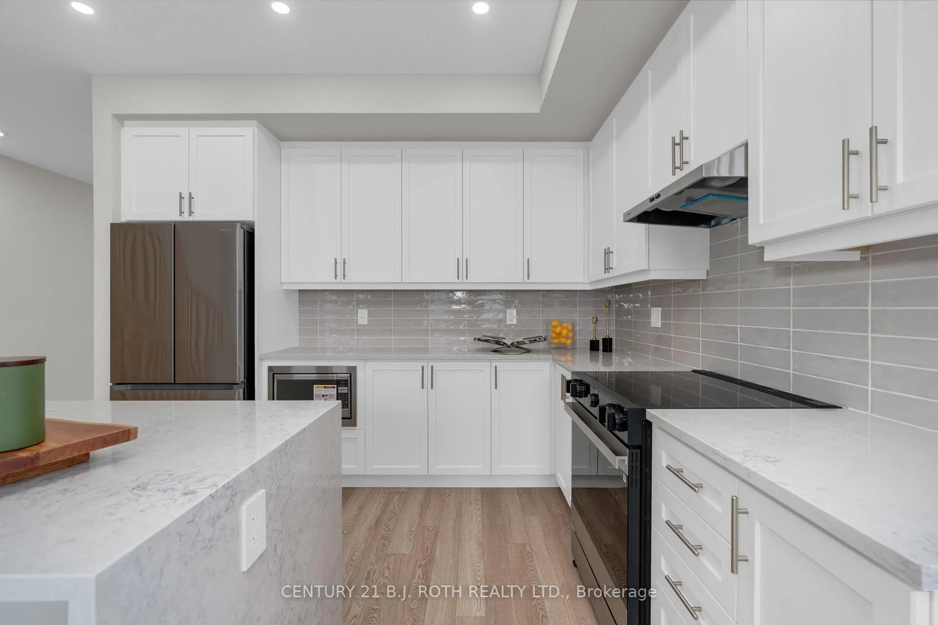 Photo 15 of 89 Lightfoot Drive, Orillia — HOMEH