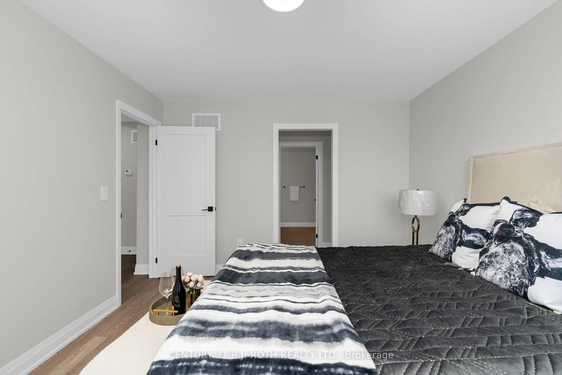Photo 33 of 89 Lightfoot Drive, Orillia — HOMEH
