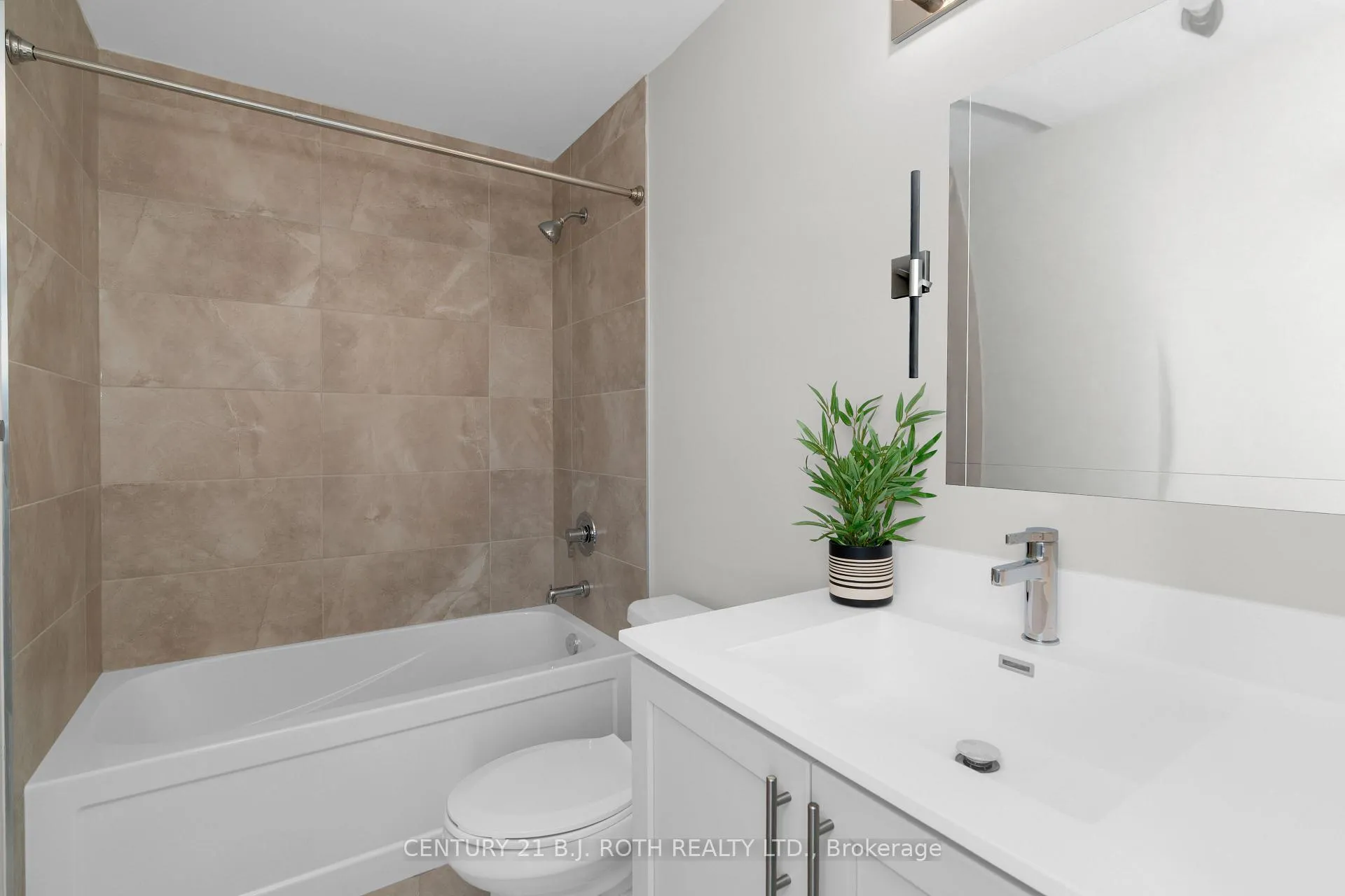 Photo 39 of 89 Lightfoot Drive, Orillia — HOMEH