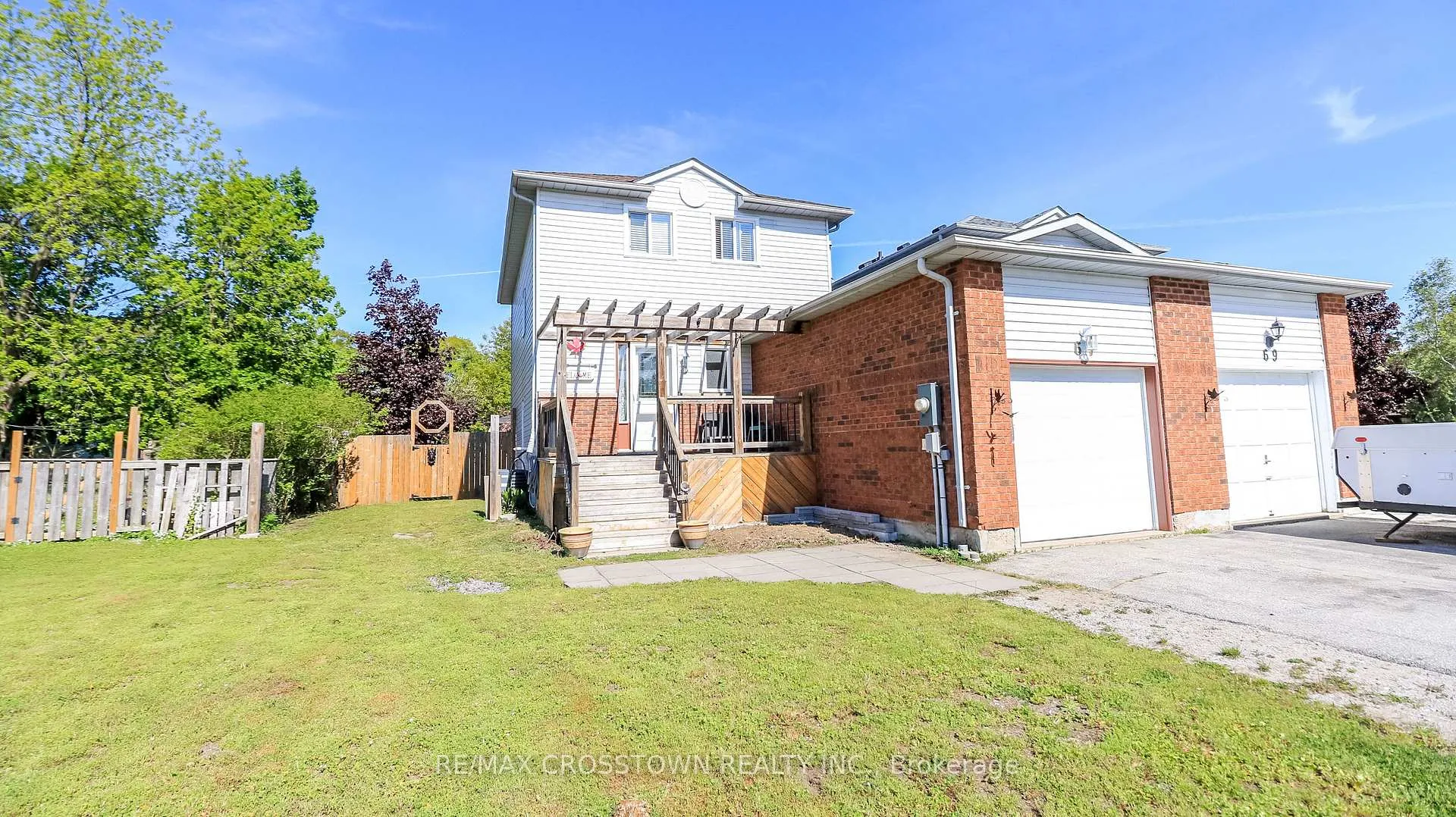 Front of 67 Donald Crescent