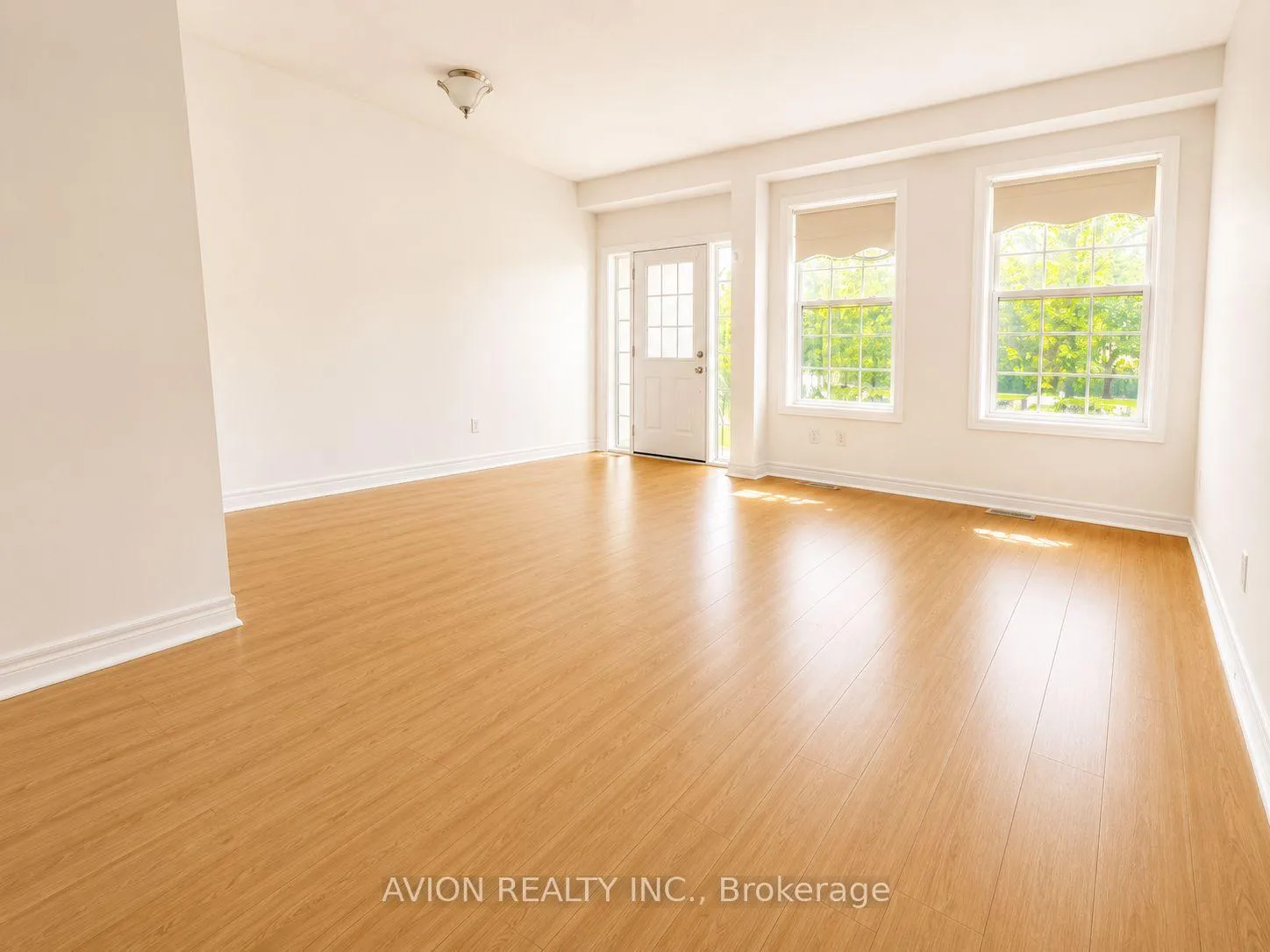 Photo 5 of 9 Riverlands Avenue, Markham, Cornell — HOMEH