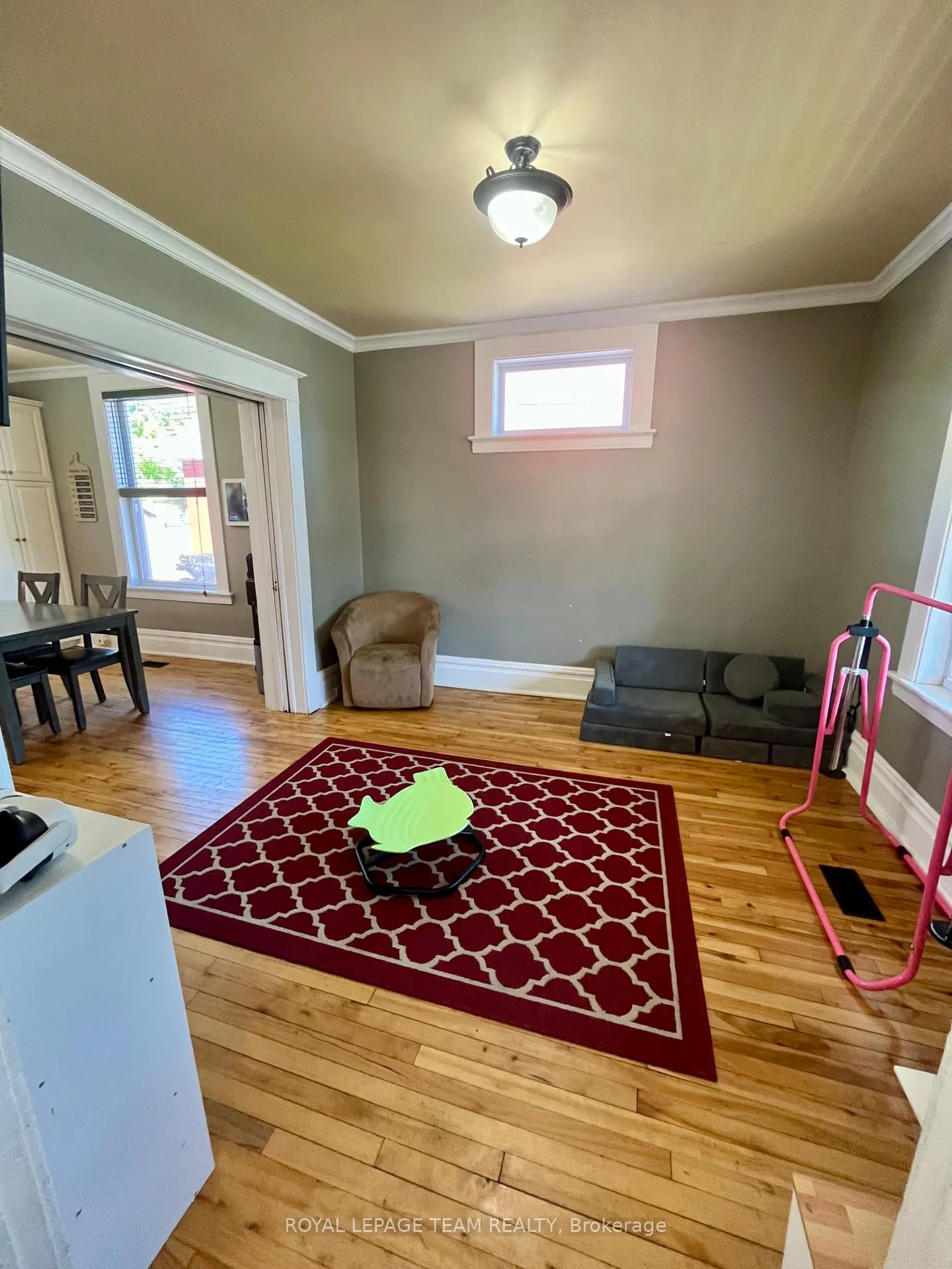 Photo 5 of 71 Argyle Street N, Renfrew — HOMEH