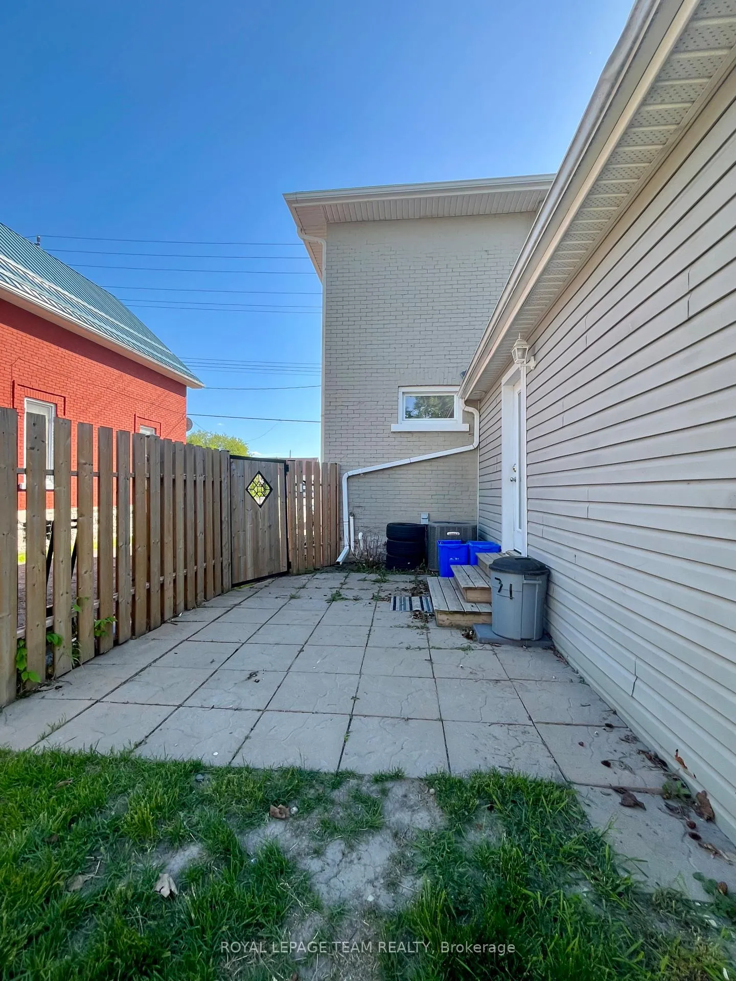 Photo 26 of 71 Argyle Street N, Renfrew — HOMEH