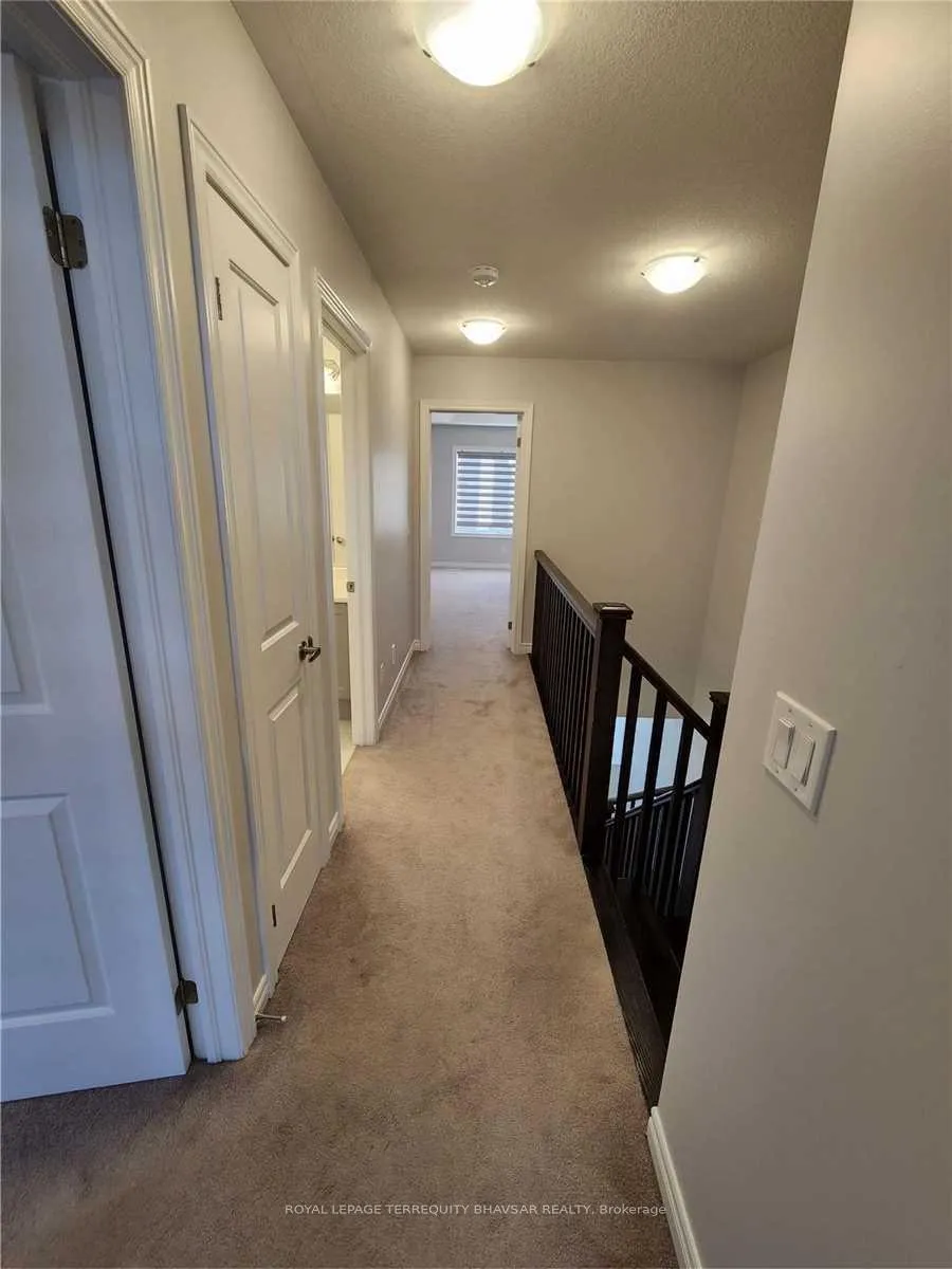 Photo 10 of 34 Stonehill Avenue, Kitchener, Huron Park — HOMEH