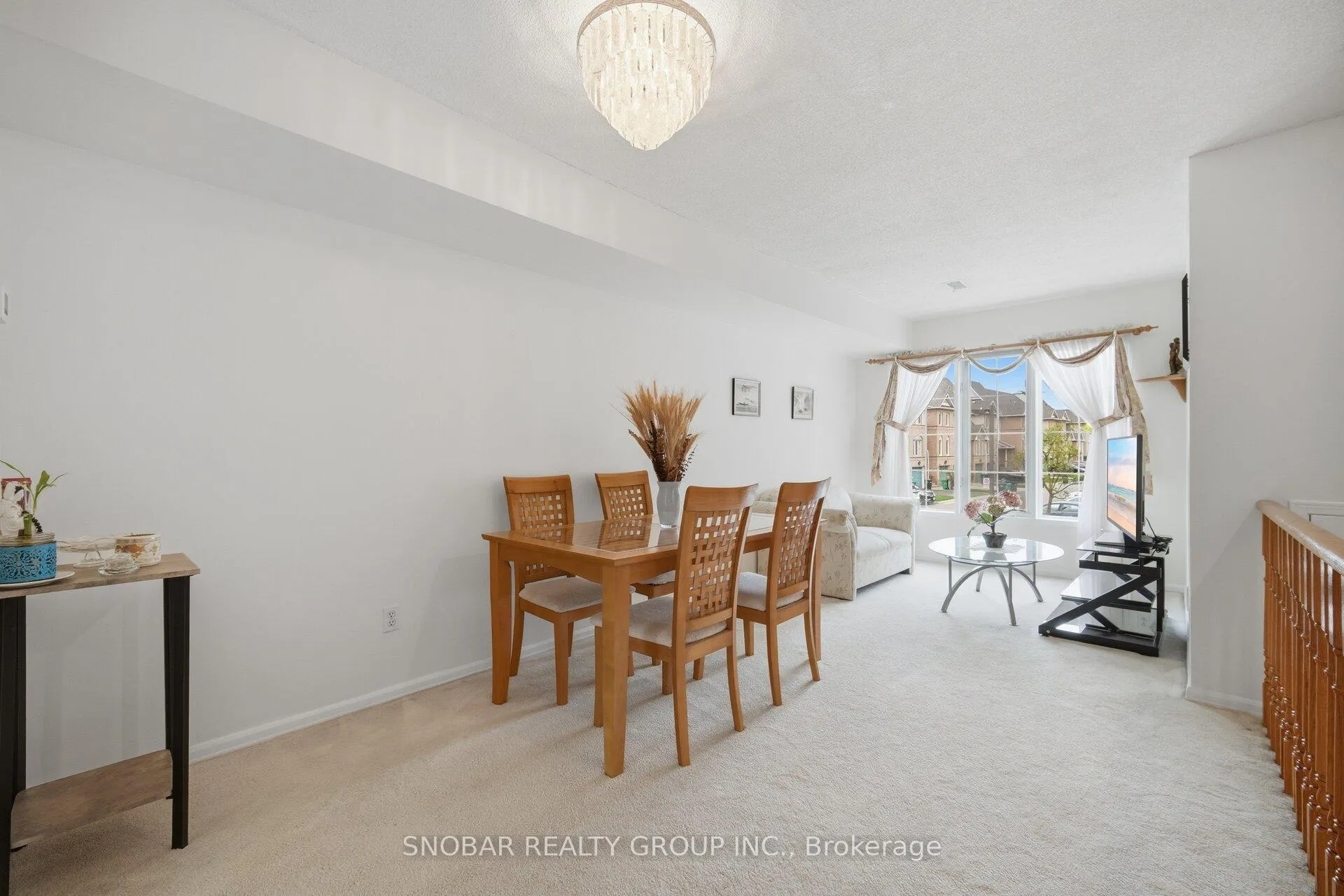 Photo 5 of Unit 31, 1050 Bristol Road W, Mississauga, East Credit — HOMEH