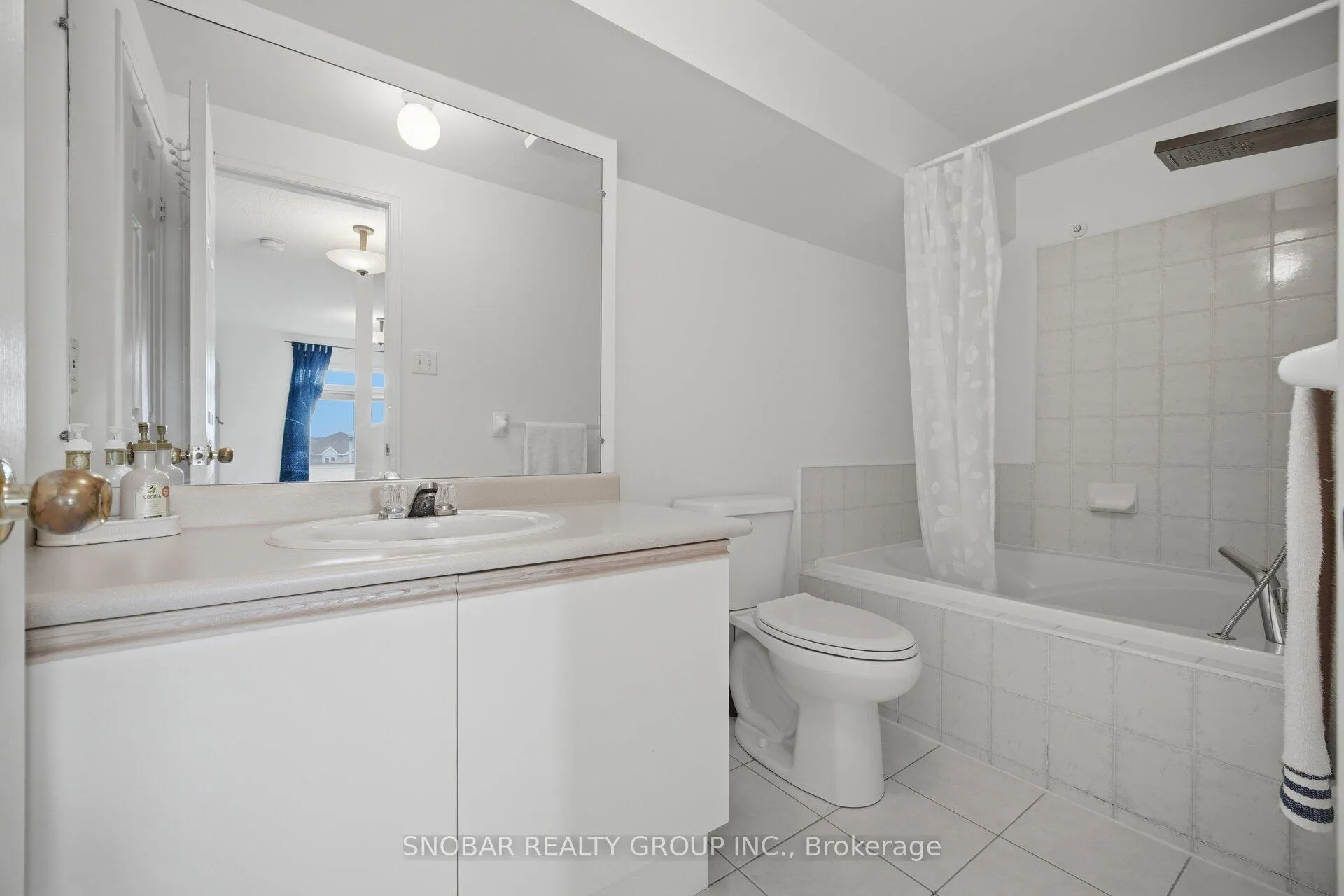 Photo 19 of Unit 31, 1050 Bristol Road W, Mississauga, East Credit — HOMEH