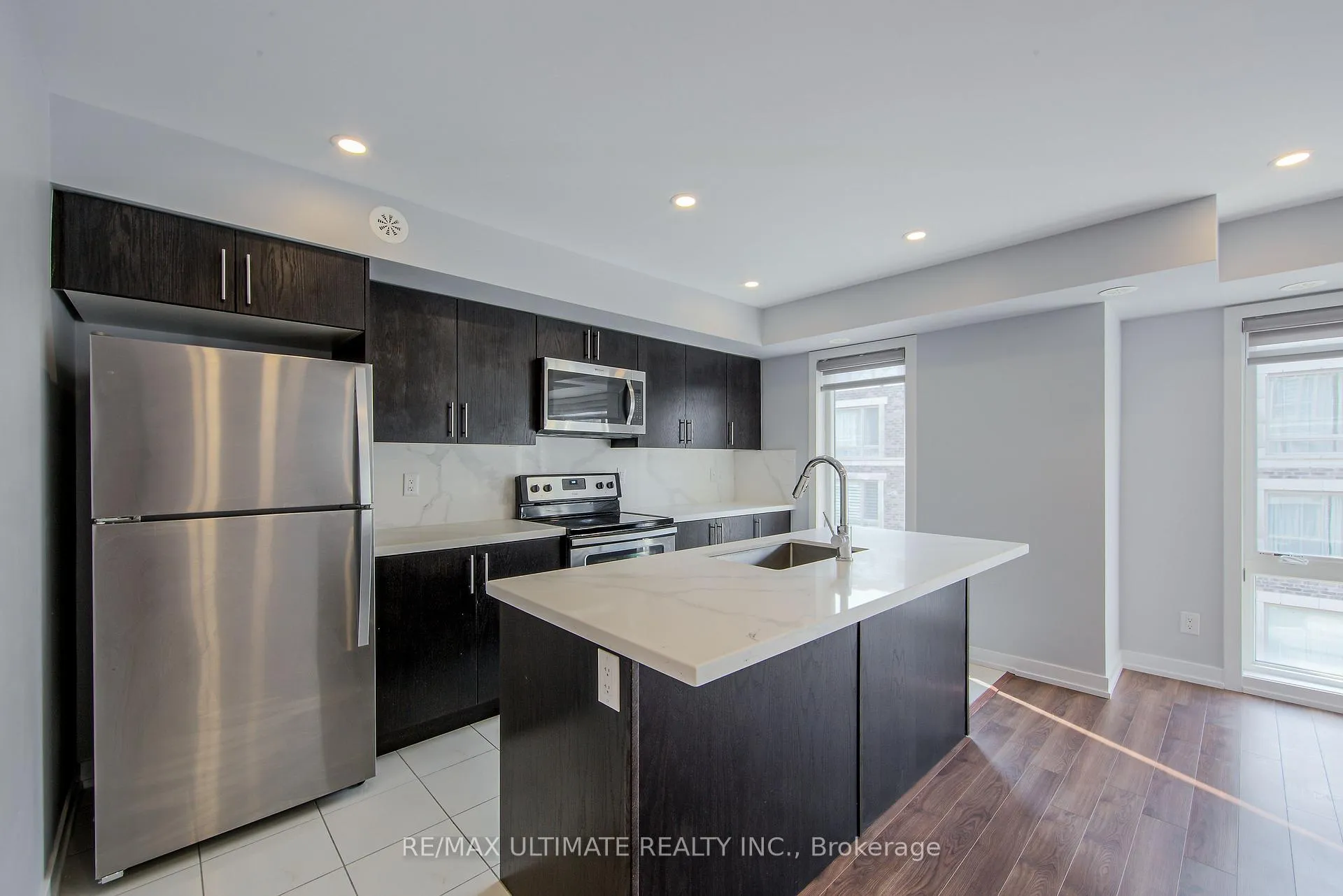 Photo 9 of Unit 512, 30 Dunsheath Way, Markham, Cornell — HOMEH