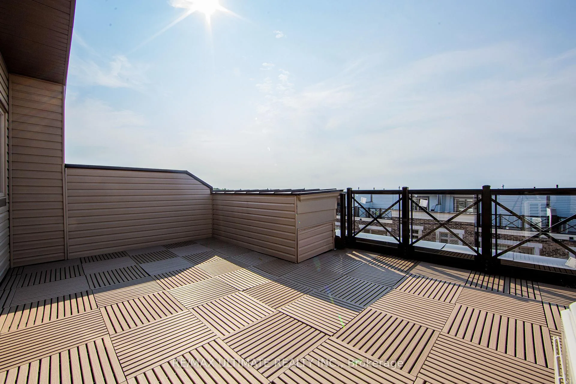 Photo 23 of Unit 512, 30 Dunsheath Way, Markham, Cornell — HOMEH