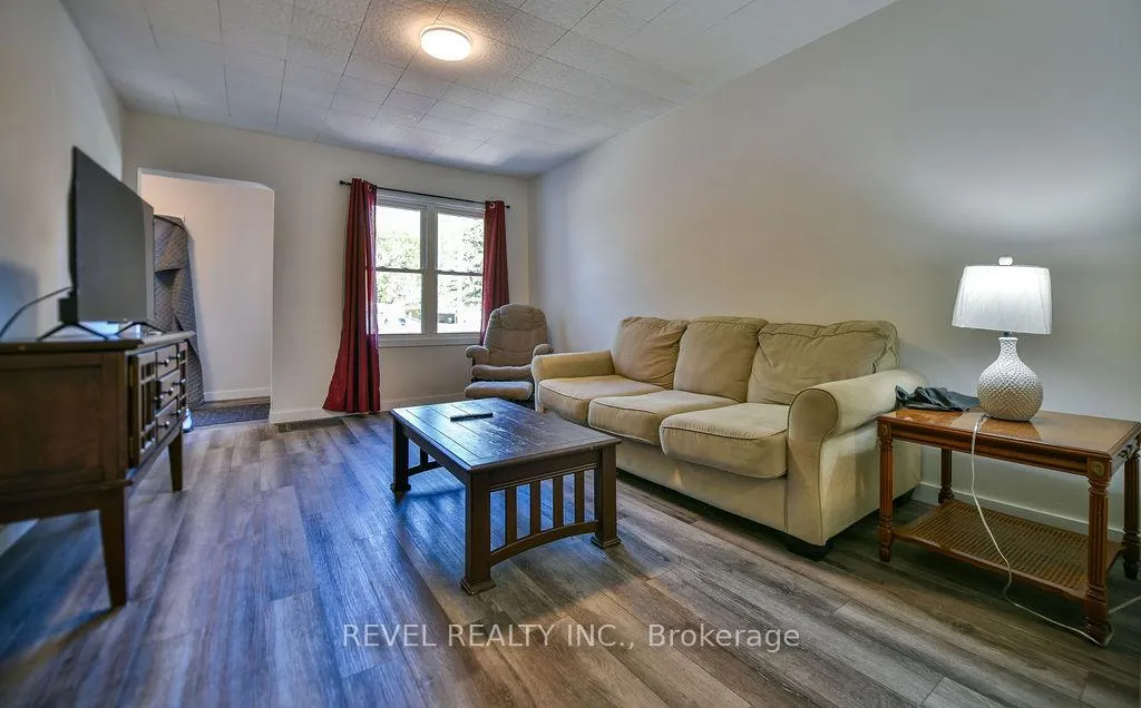 Photo 5 of 223 Cedar Street N, Timmins, TNE - Central — HOMEH