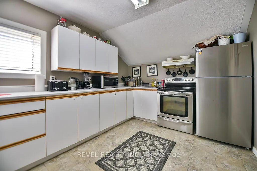 Photo 17 of 223 Cedar Street N, Timmins, TNE - Central — HOMEH
