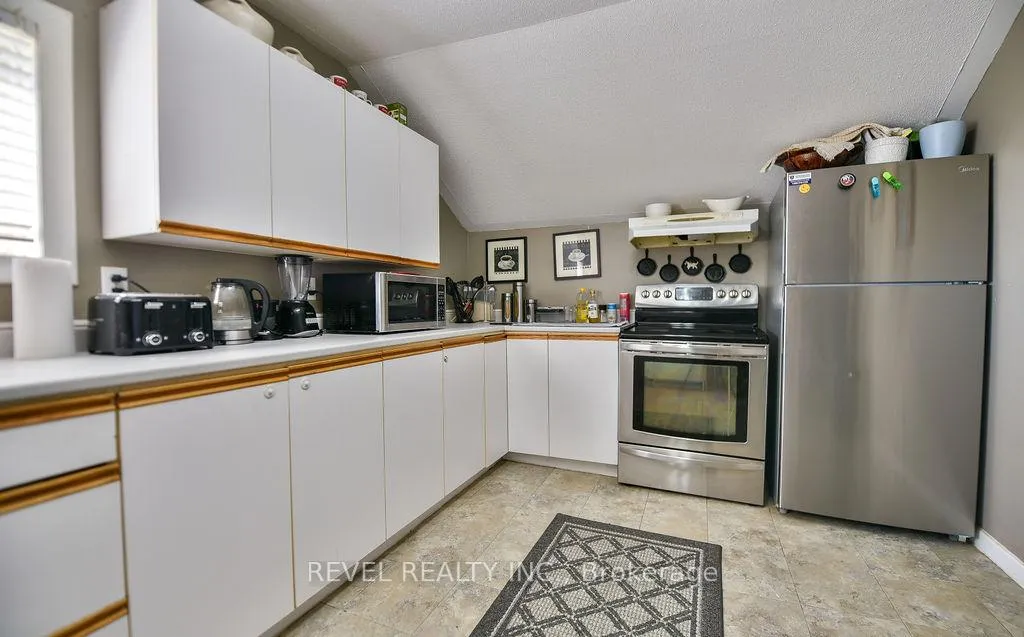Photo 19 of 223 Cedar Street N, Timmins, TNE - Central — HOMEH