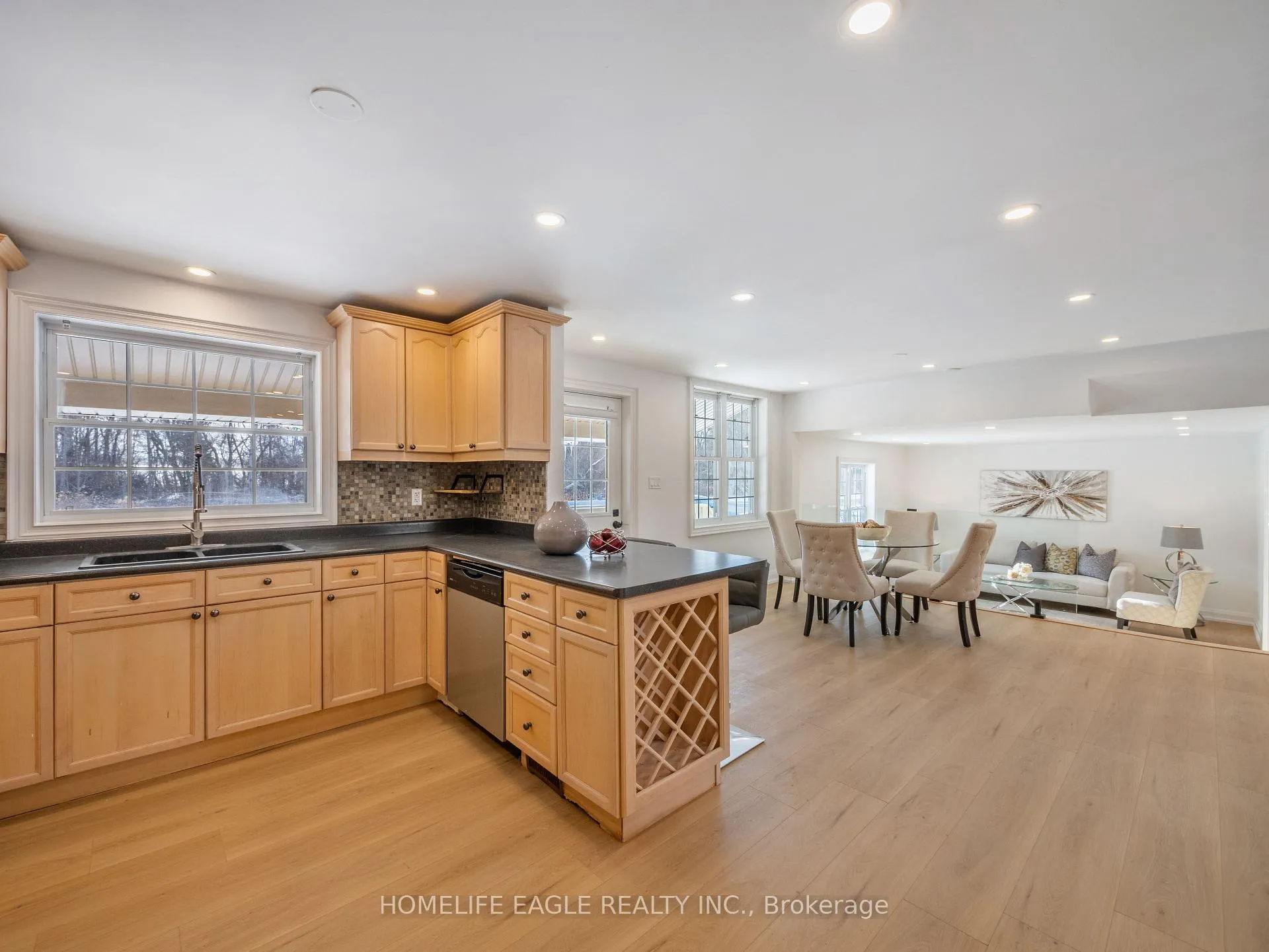Photo 3 of 4566 Lloydtown-Aurora Road, King, Pottageville — HOMEH