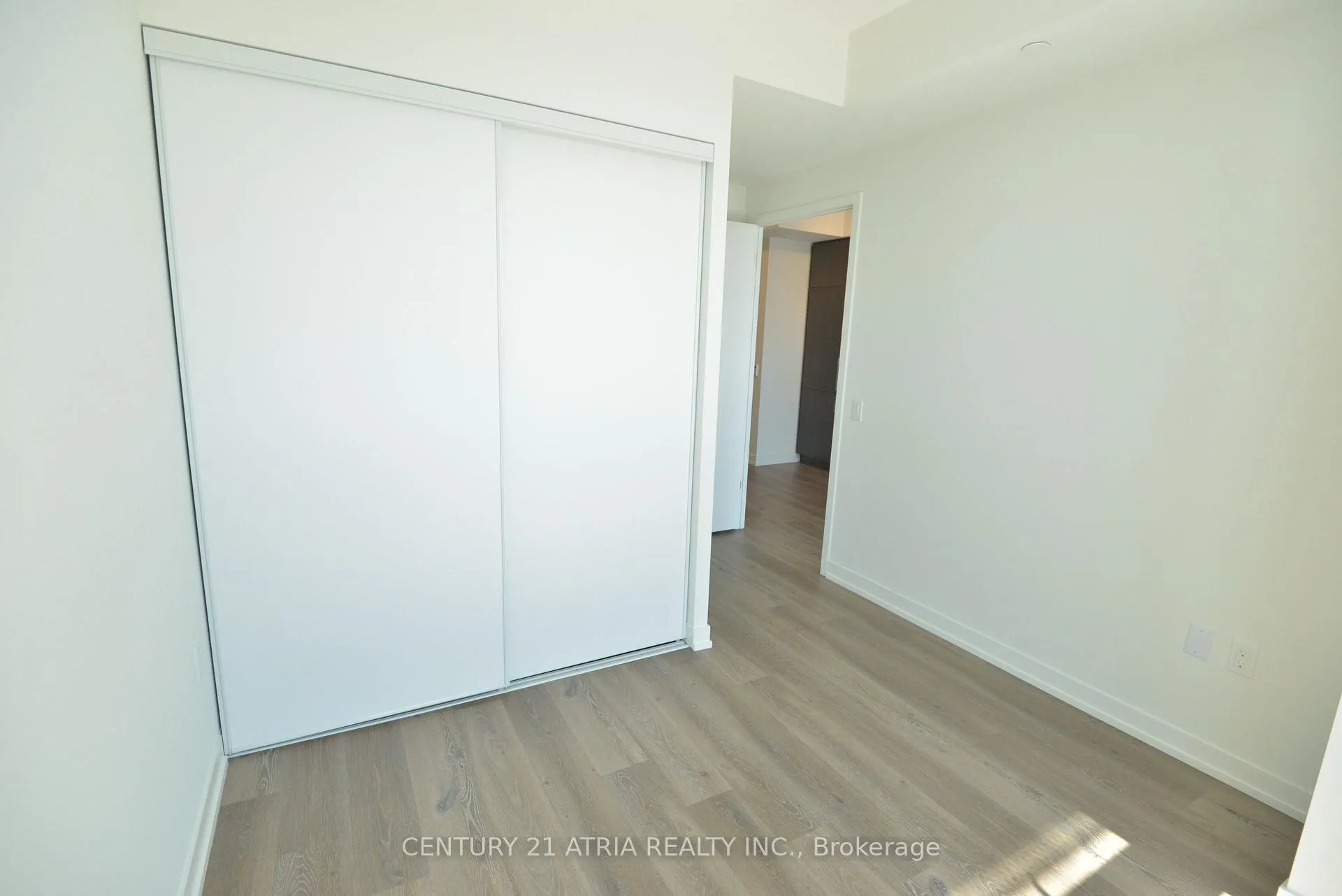 Photo 12 of Unit 3807, 225 Commerce Street, Vaughan, Vaughan Corporate Centre — HOMEH