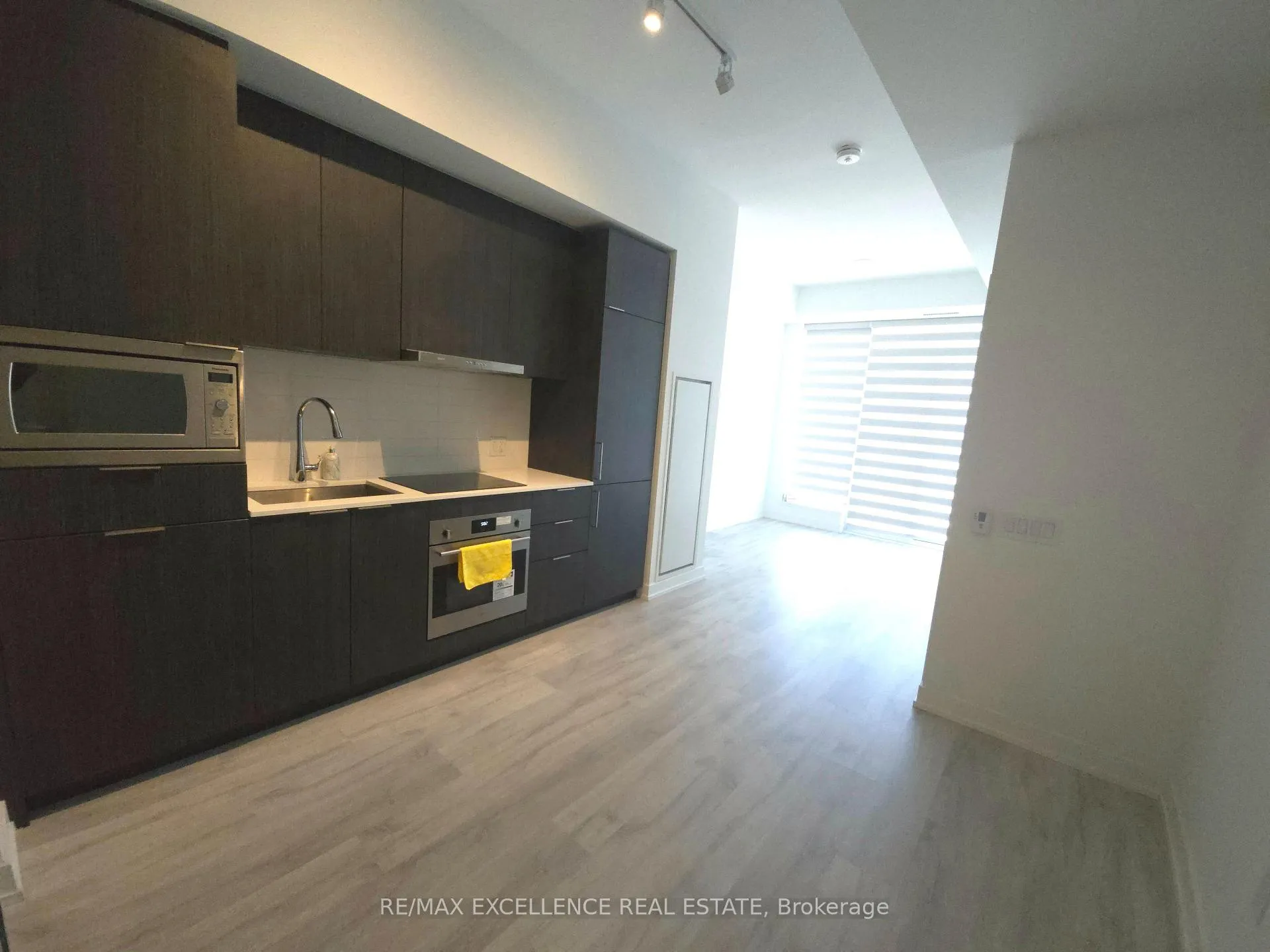 Photo 9 of Unit S617, 8 Olympic Garden Drive, North York, Newtonbrook East — HOMEH