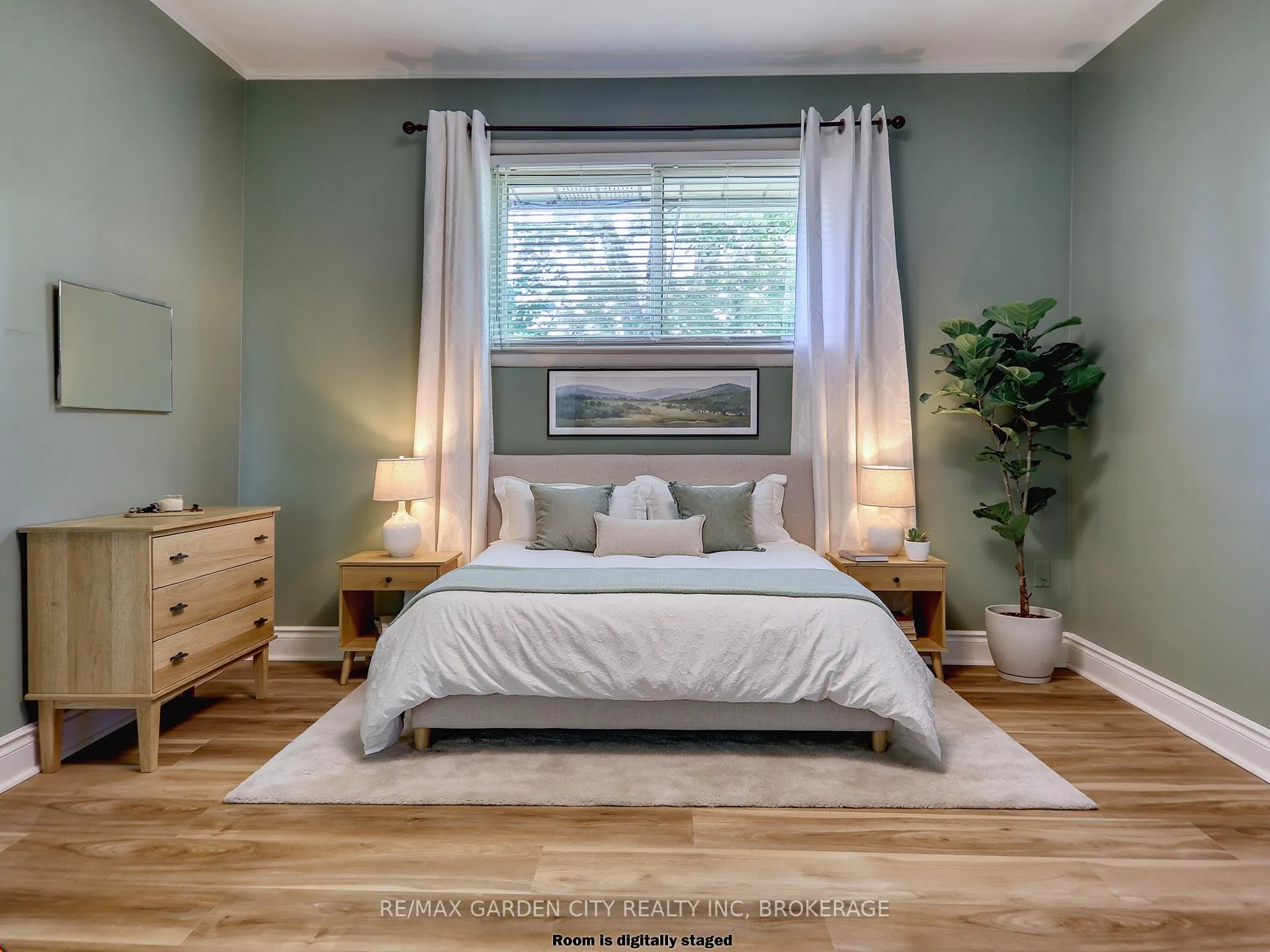 Photo 24 of 6734 O'Neil Street, Niagara Falls, Stamford — HOMEH