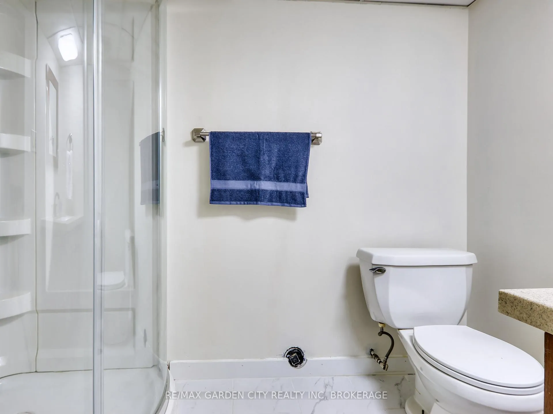 Photo 41 of 6734 O'Neil Street, Niagara Falls, Stamford — HOMEH