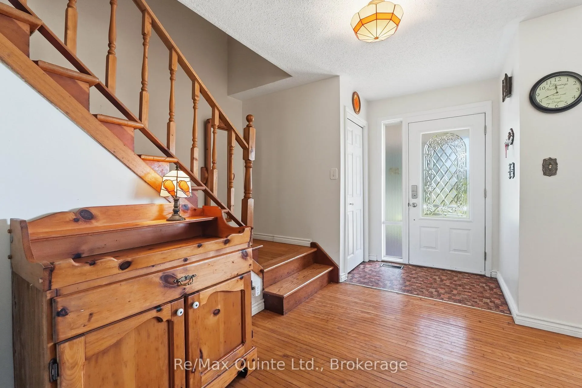 Photo 5 of 106 Baylea Drive, Quinte West, Sidney Ward — HOMEH