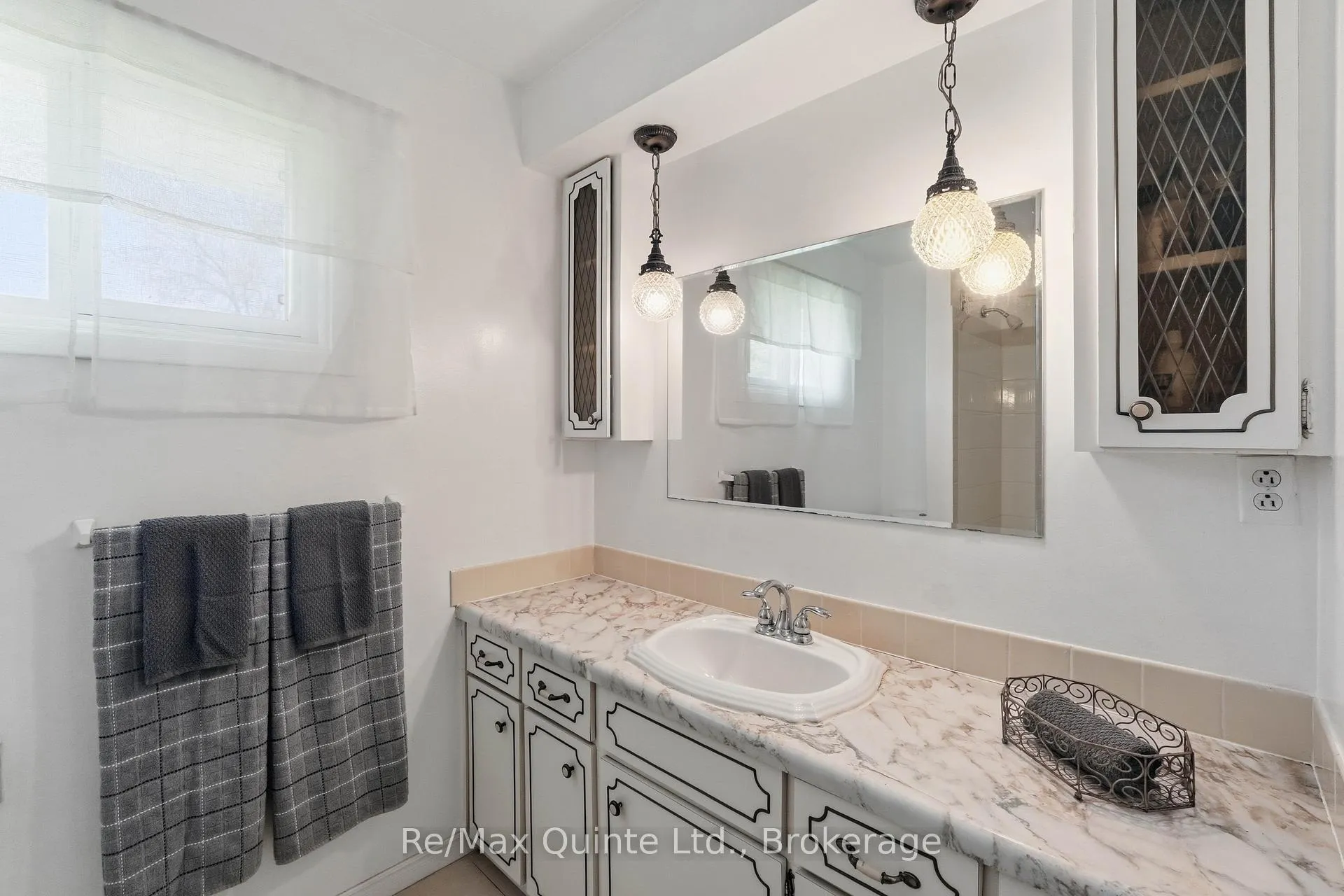 Photo 27 of 106 Baylea Drive, Quinte West, Sidney Ward — HOMEH